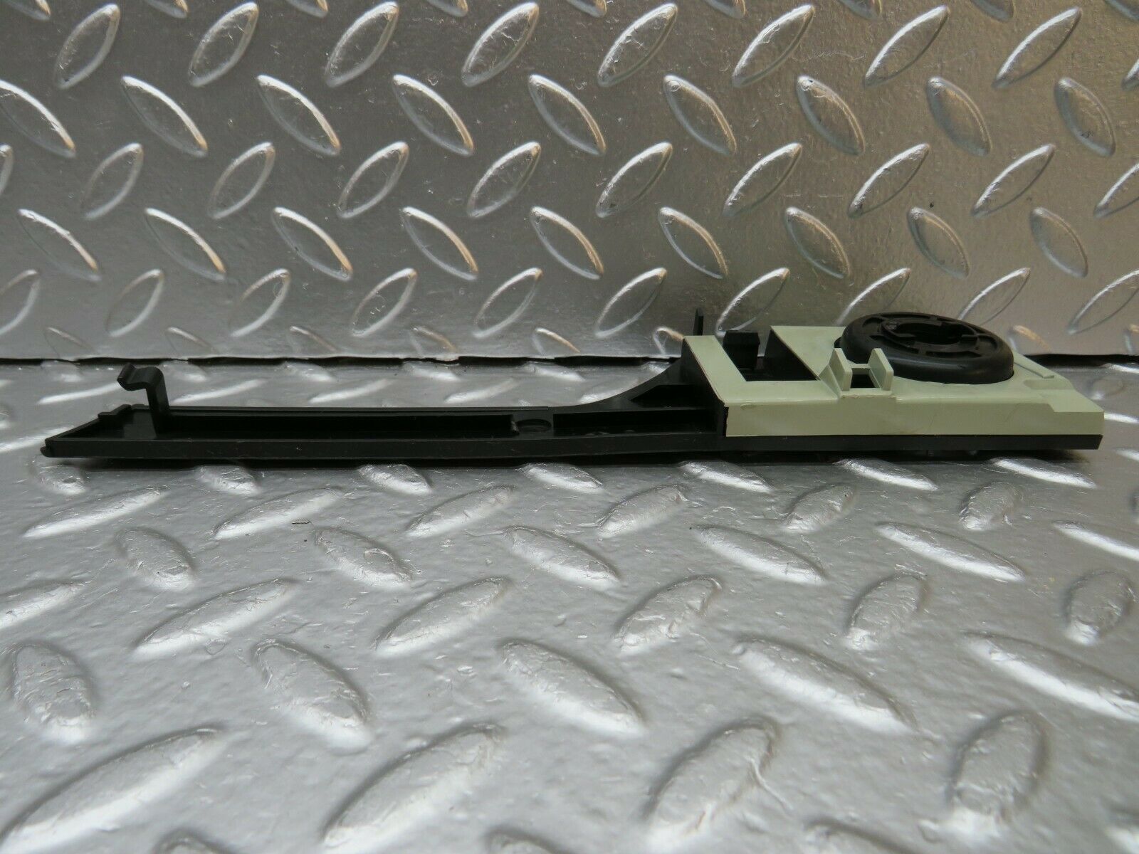 22348 Mercedes-Benz C124 E220 Coupe Headlight Switch Cover Trim Surround