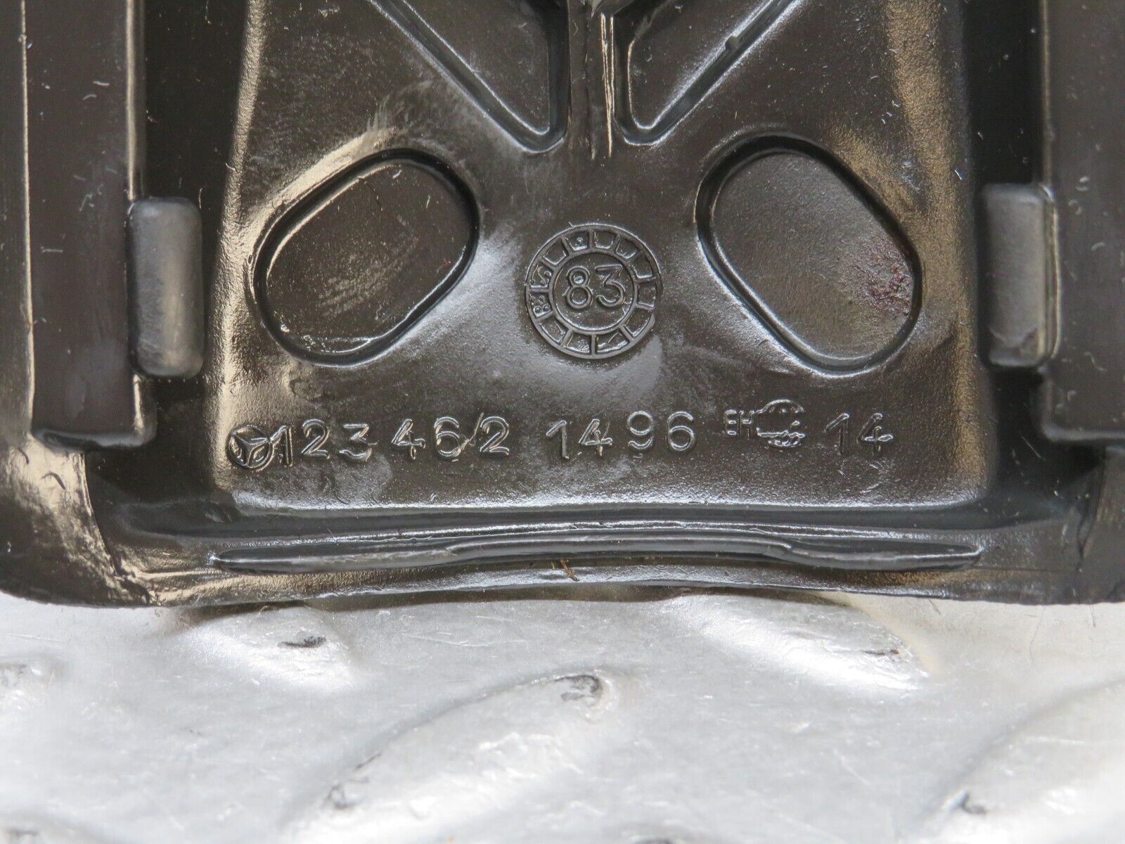 26894 Mercedes-Benz W123 240D Steering Column Switch Rubber Cover 1234621496