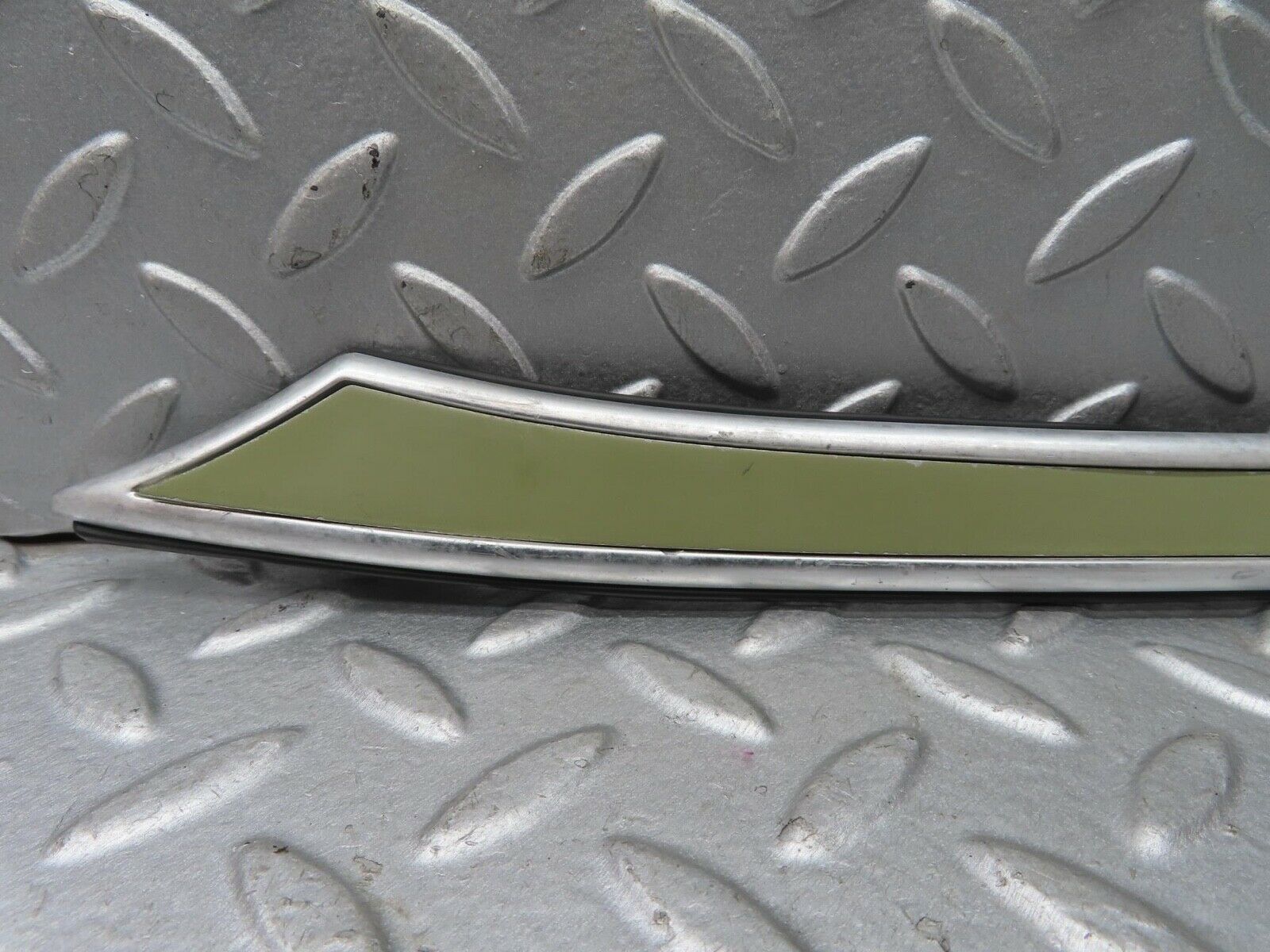 13608 Mercedes-Benz W123 200 C Pillar Exterior Trim Right Side 1236902880