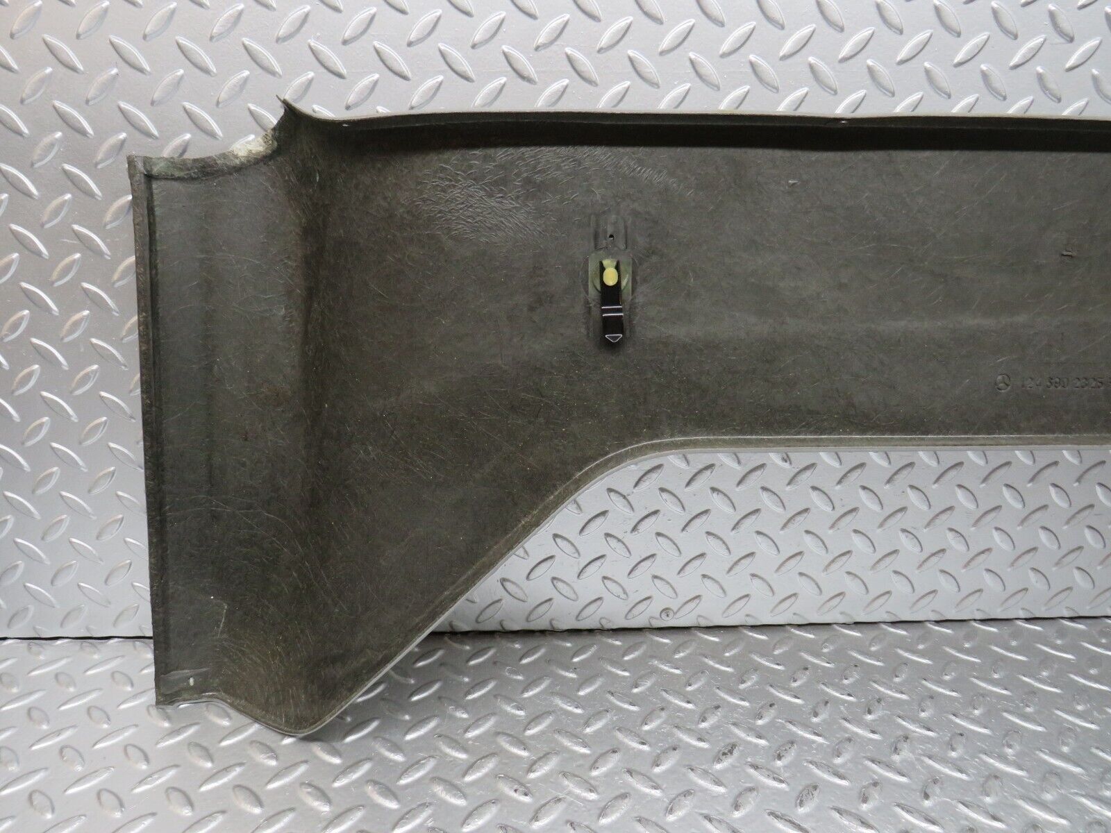 31278 Mercedes-Benz S124 220TE Headlining Roof Panel Rear Grey 1246902325