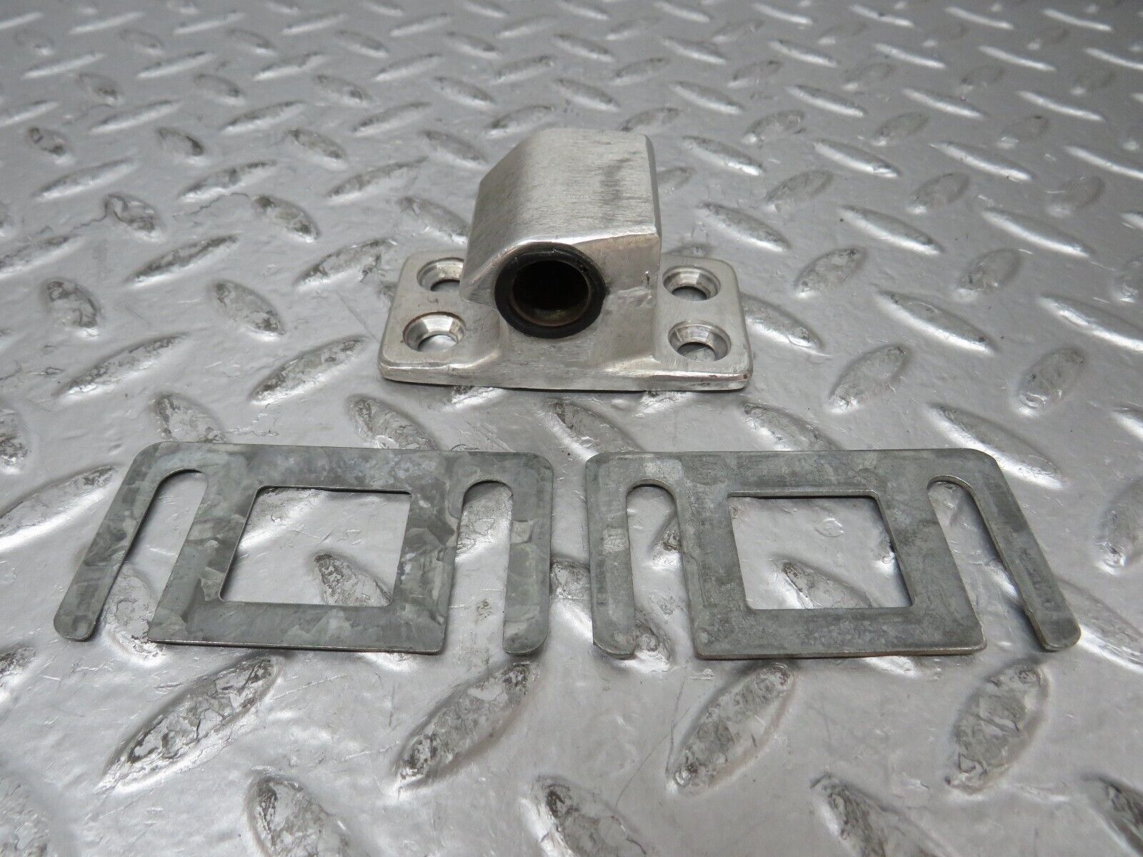 26217 Mercedes-Benz W116 450SE Door Lock Latch Right Side