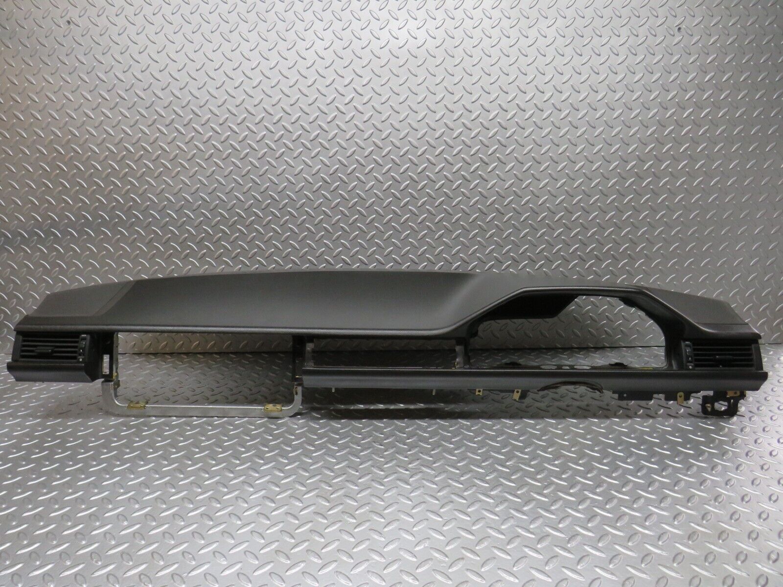 29294 Mercedes-Benz W124 230E Dashboard Brown