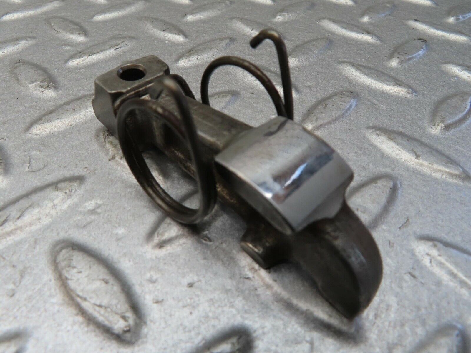 13378 Mercedes-Benz W111 230S Valve Rocker Arm With Retaining Spring