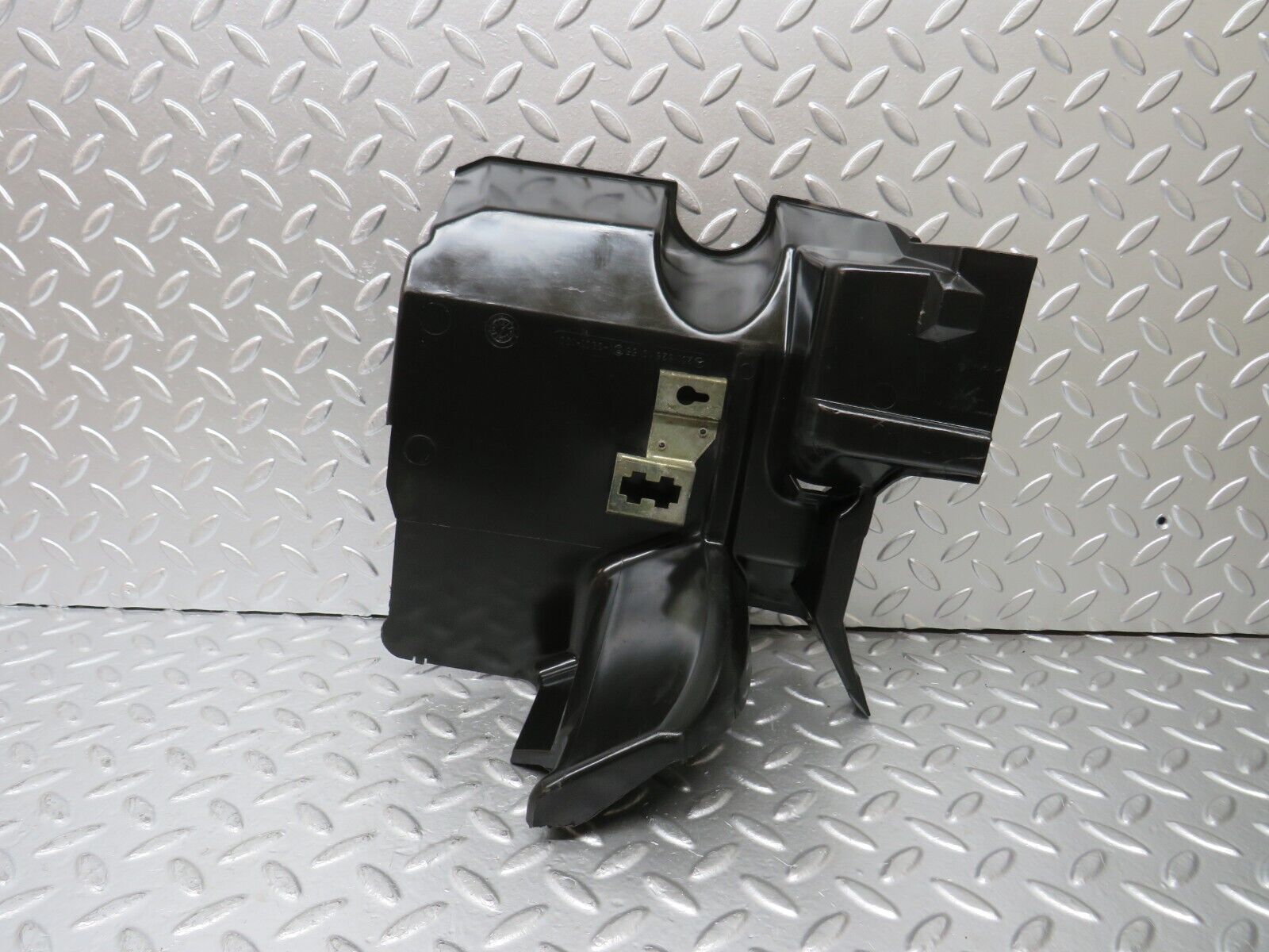 25144 Mercedes-Benz W201 190D Bulkhead Panel Left 2016281055