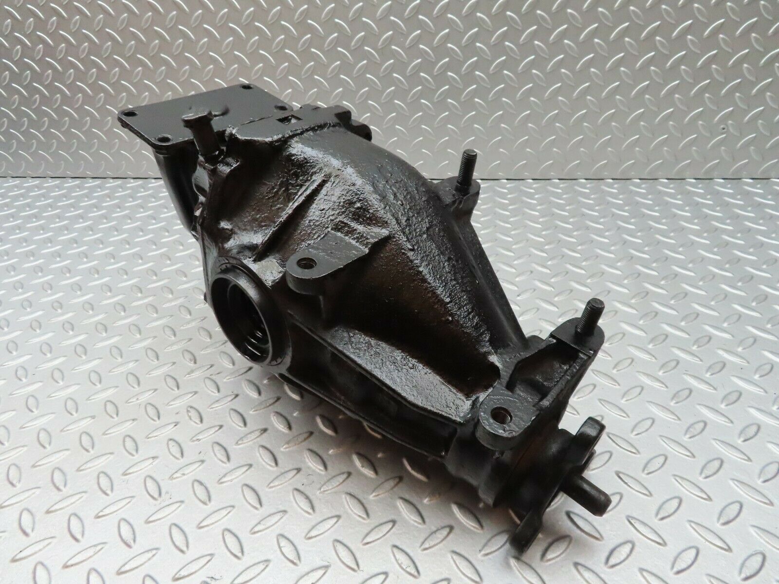 4620 Mercedes-Benz V123 240D LWB Rear Differential Ratio 3.92 1233510101