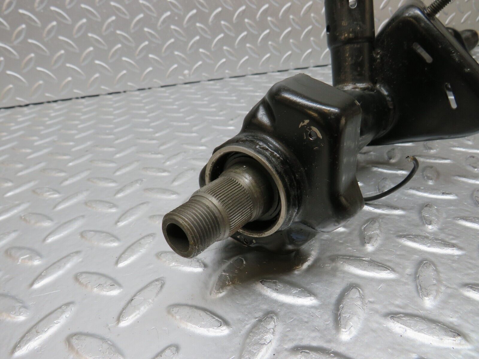 31055 Mercedes-Benz W123 200D Steering Column