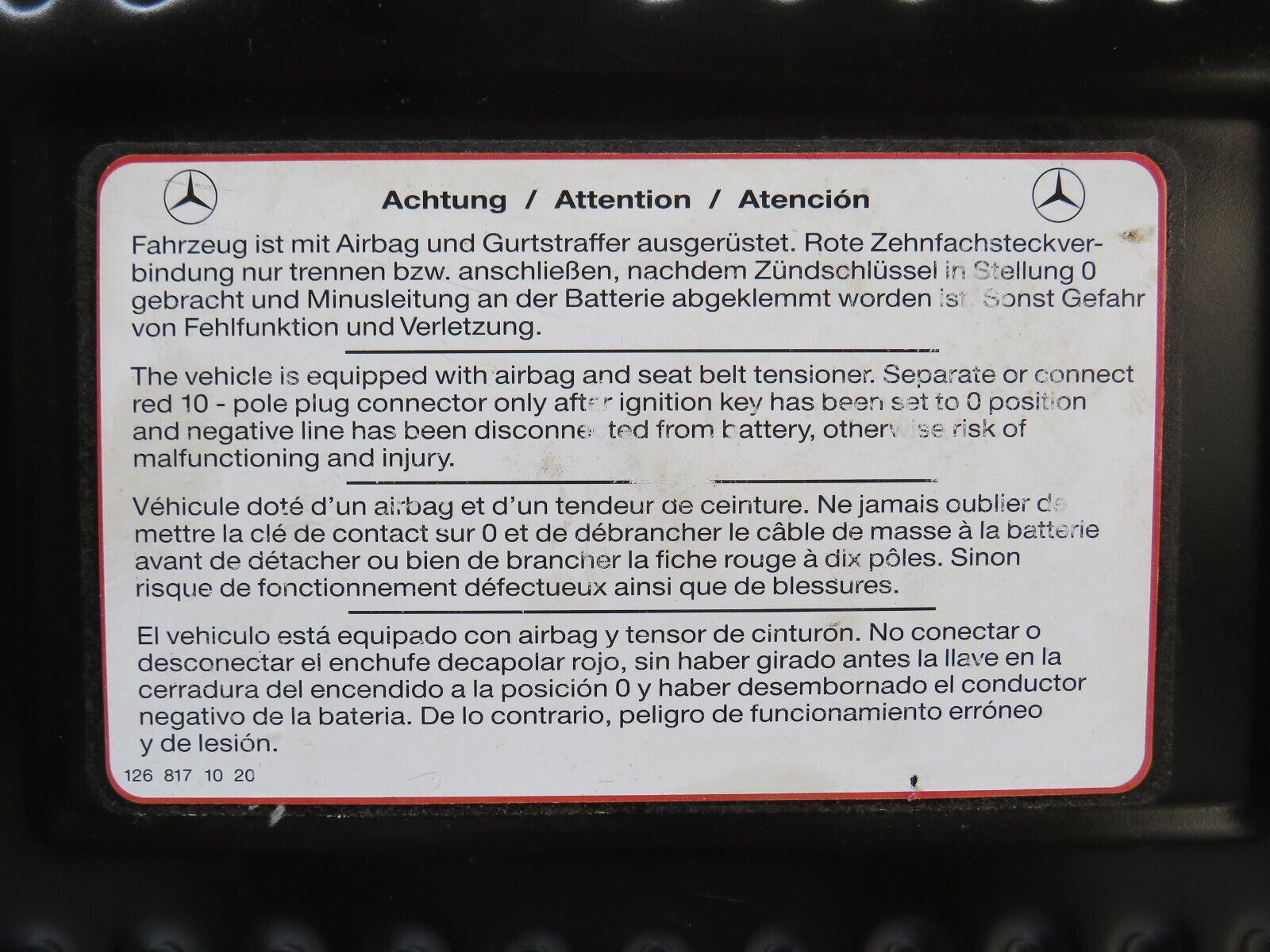 37974 Mercedes-Benz A124 320E Cabriolet Front Left Floor Cable Channel Cover 1268171020