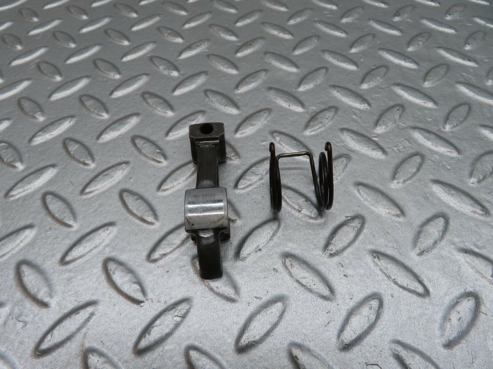 12868 Mercedes-Benz W111 220SE Valve Rocker Arm With Retaining Spring