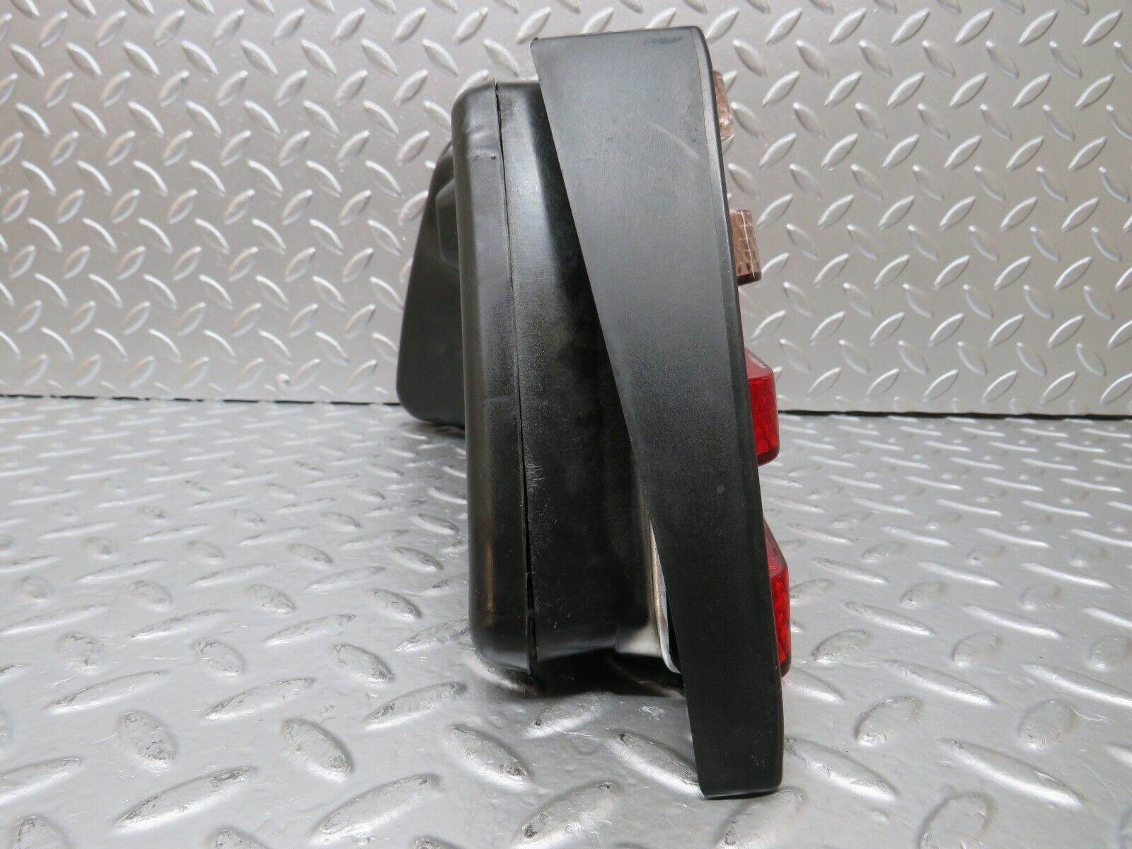 25863 Mercedes-Benz W124 280E Tail Light Right Side