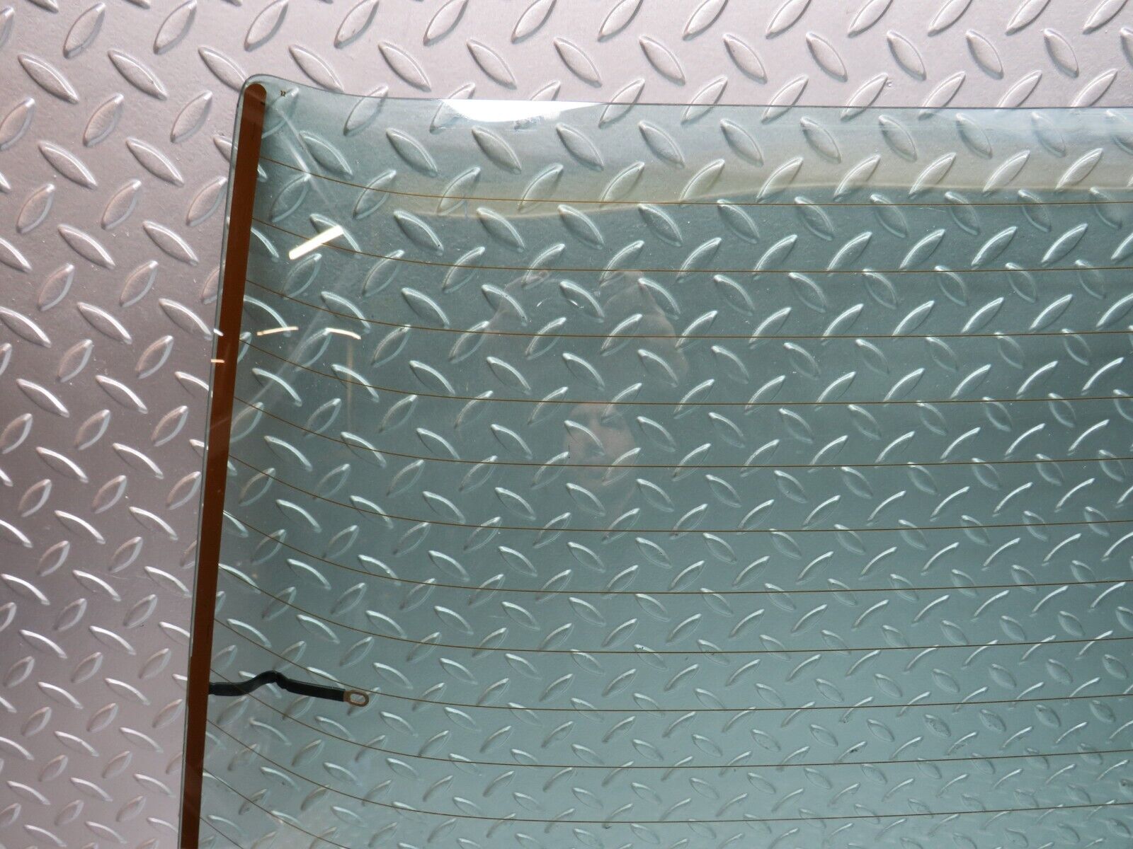 30582 Mercedes-Benz W201 190E 2.0L Rear Heated Windscreen