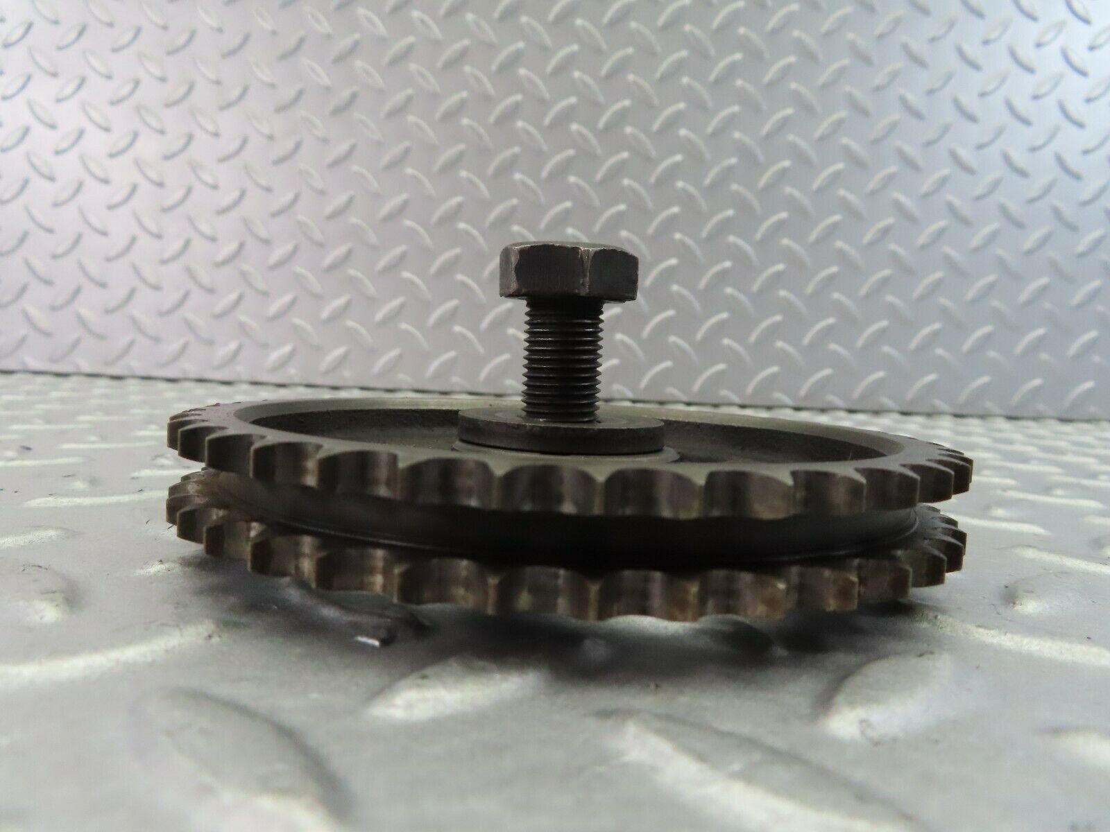8037 Mercedes-Benz W115 220D Camshaft Timing Gear 1210520201