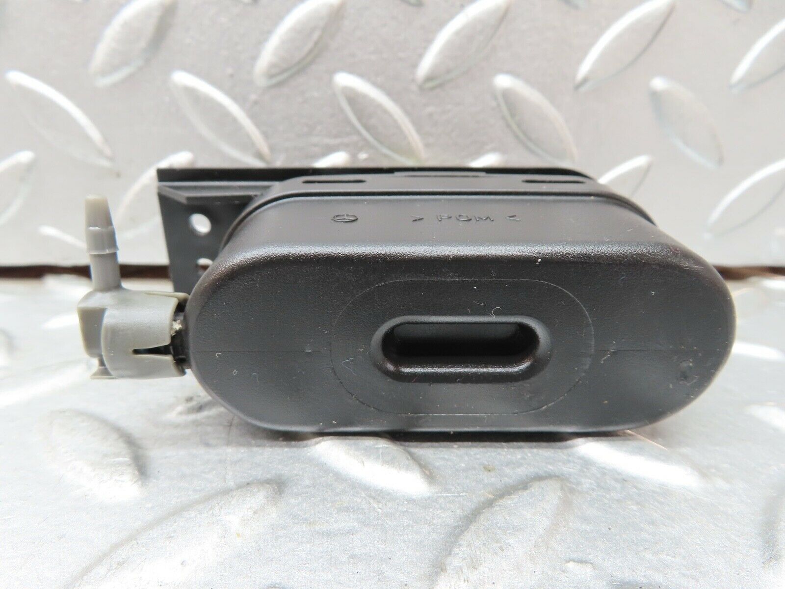 19444 Mercedes-Benz C140 CL420 Coupe Heater Box Vacuum Actuator