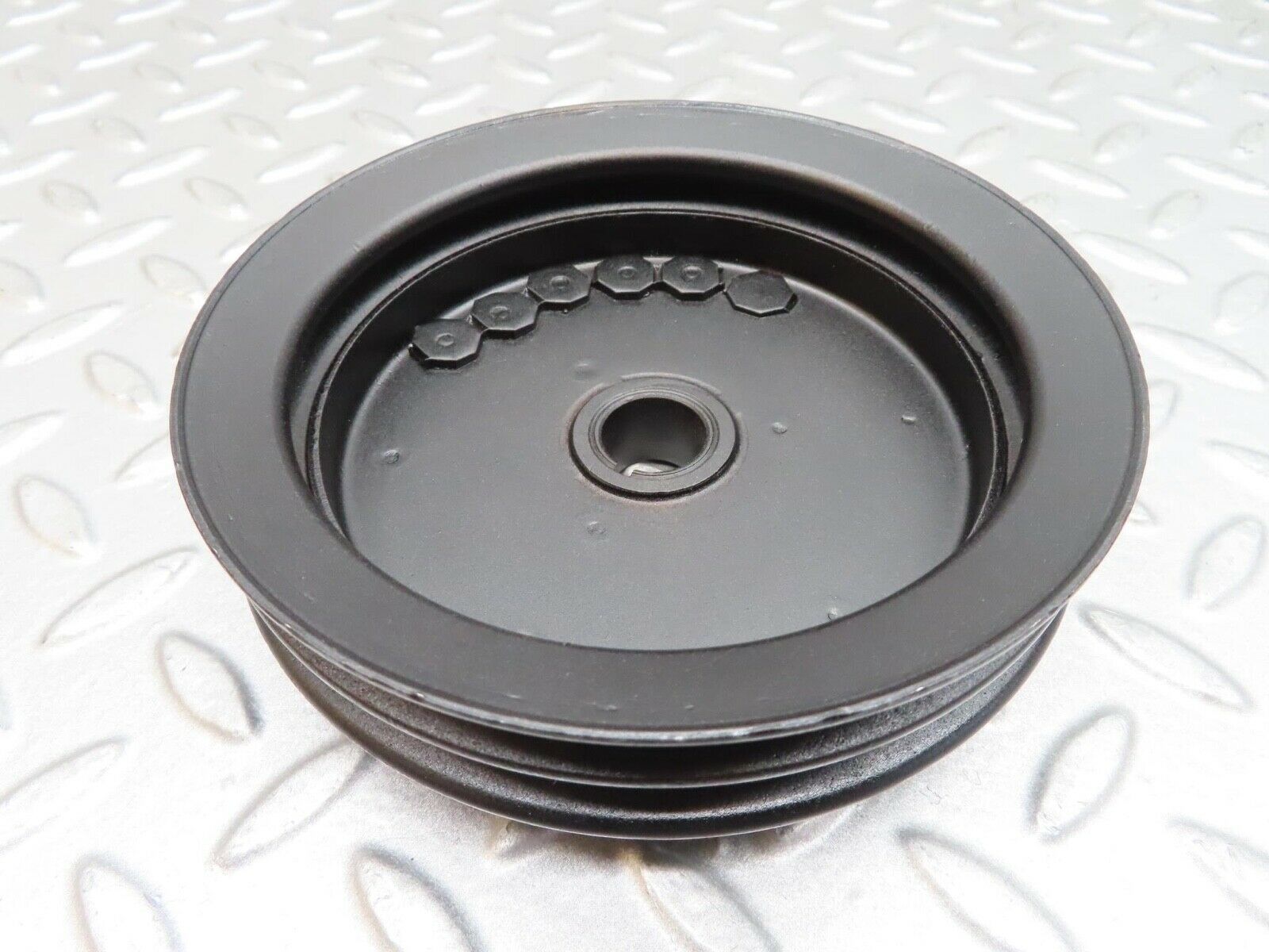 14432 Mercedes-Benz W116 350SE Power Steering Pump Pulley