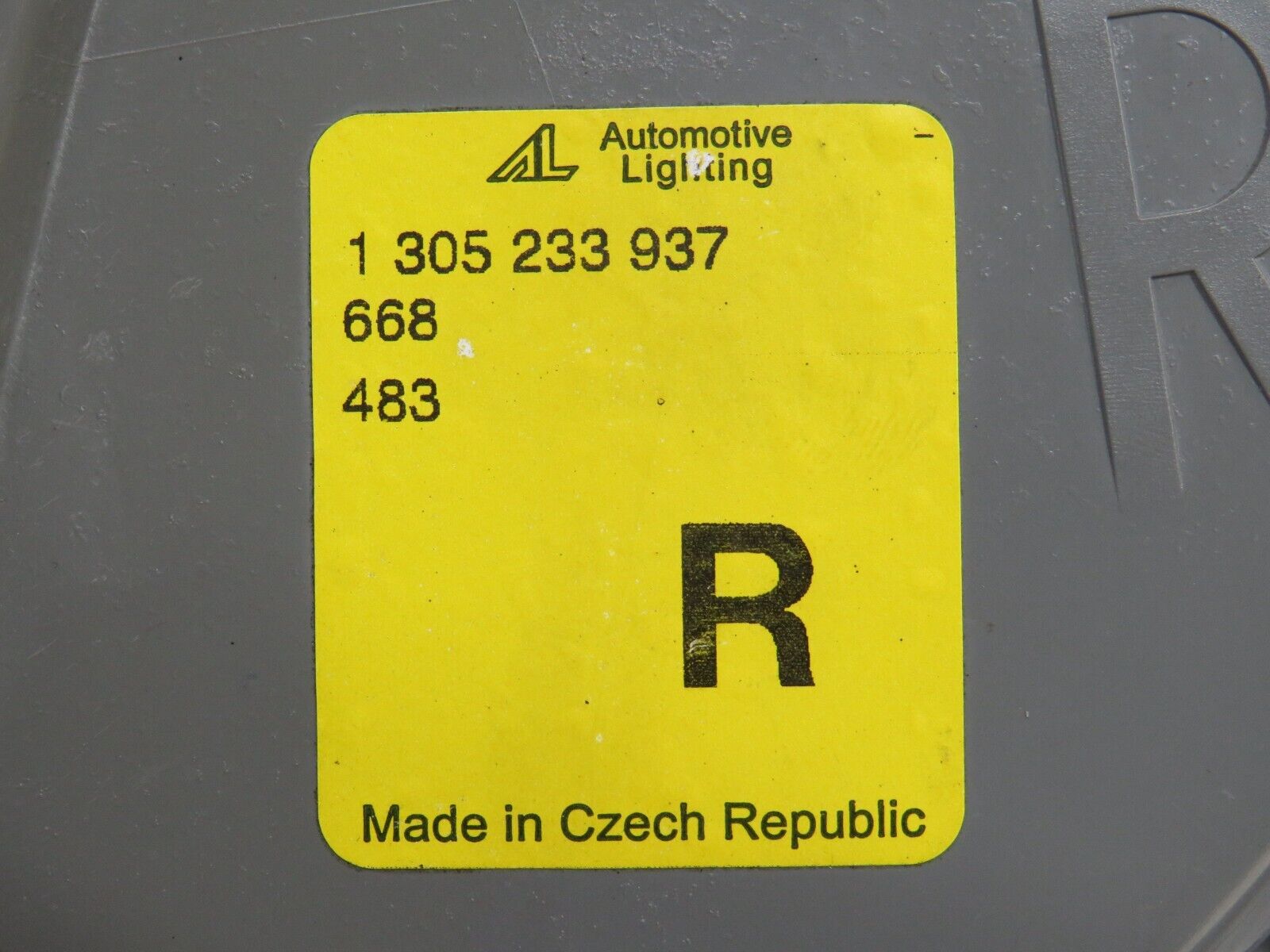 25896 Mercedes-Benz W124 280E Indicator Light Front Right 1305233937