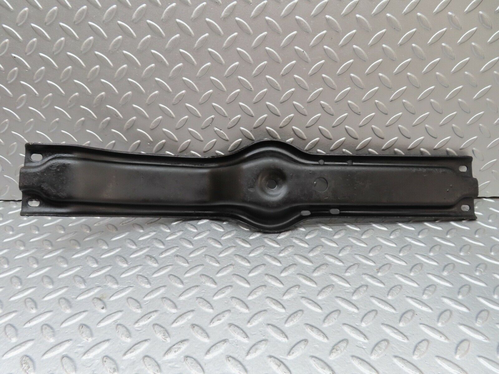 18219 Mercedes-Benz W111 220SE Coupe Gearbox Mount Bracket