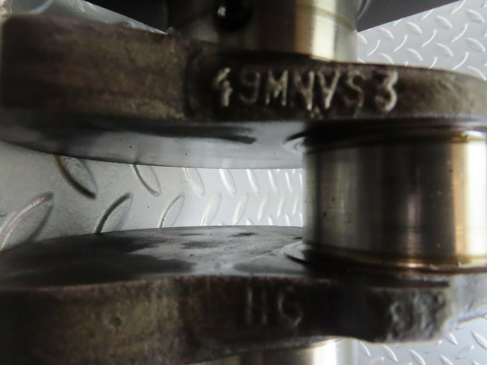 9879 Mercedes-Benz C123 280CE Coupe Crankshaft 1100310701