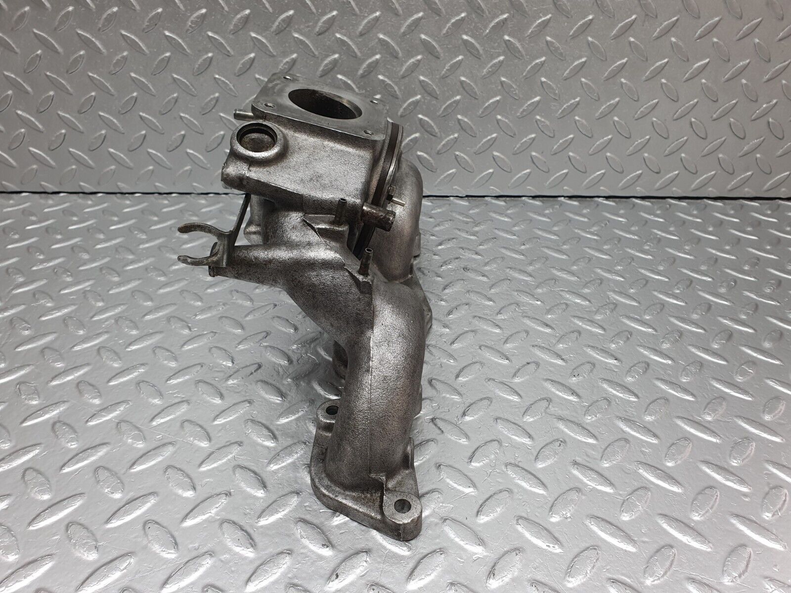 41582 Mercedes-Benz W124 200E Air Intake Manifold 1021411601 1021411319