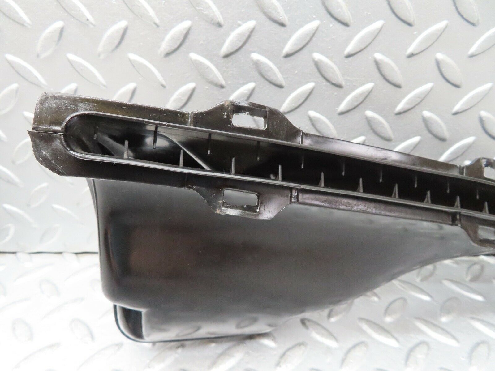 16835 Mercedes-Benz C123 280CE Coupe Air Duct Vent Left And Right 1238300219