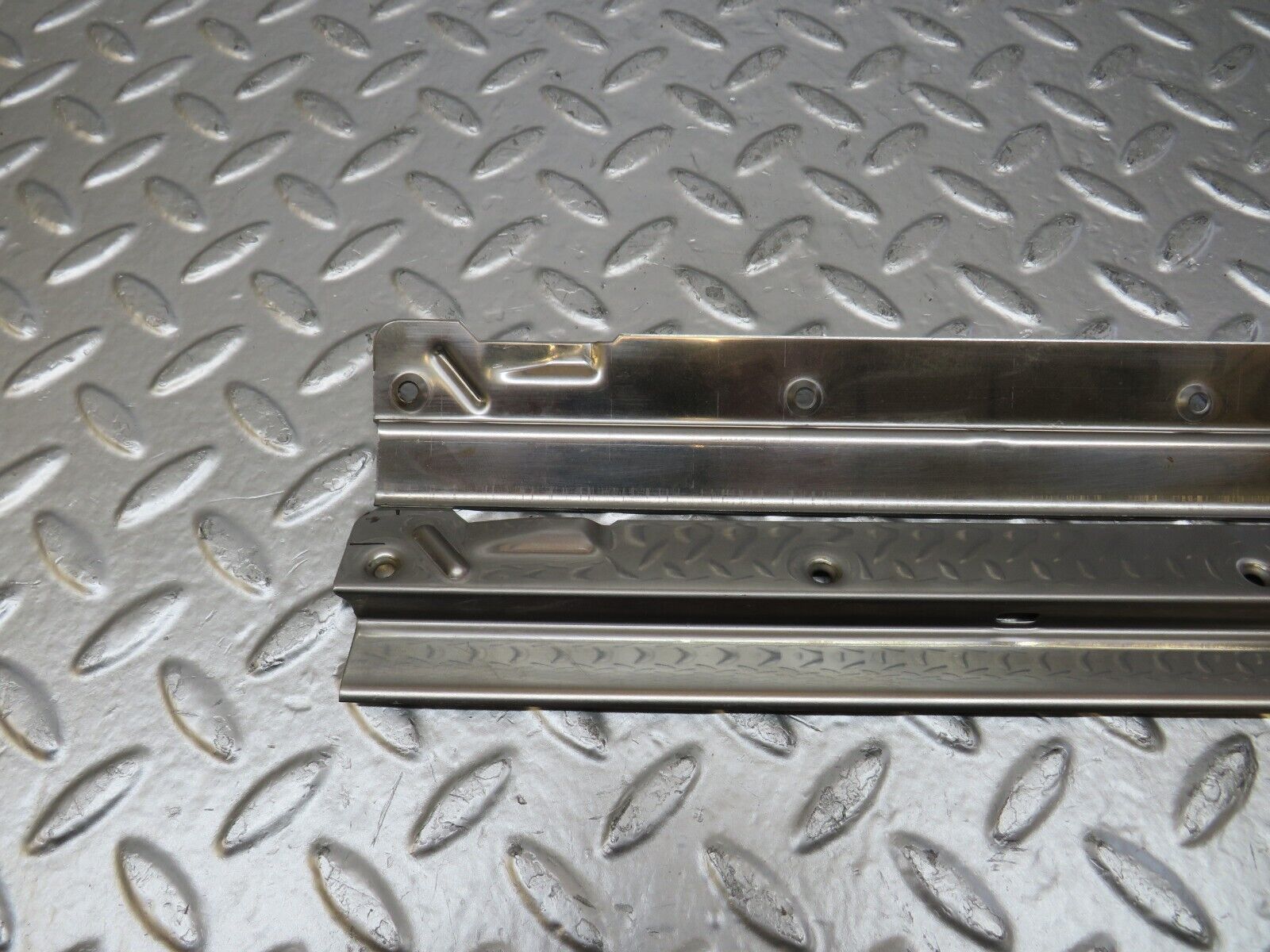 25052 Mercedes-Benz W140 S320 Sunroof Chrome Trim Pair