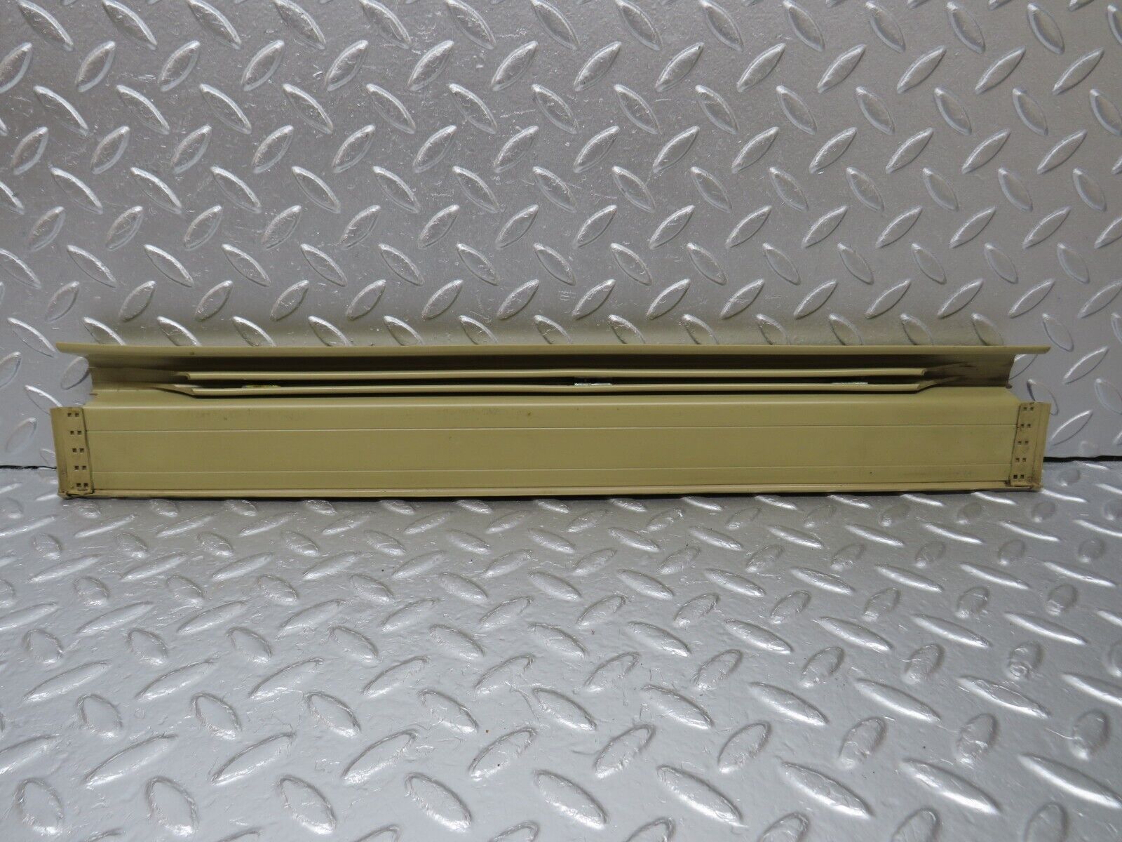 33980 Mercedes-Benz W124 260E Rear Right Door Sill Beige