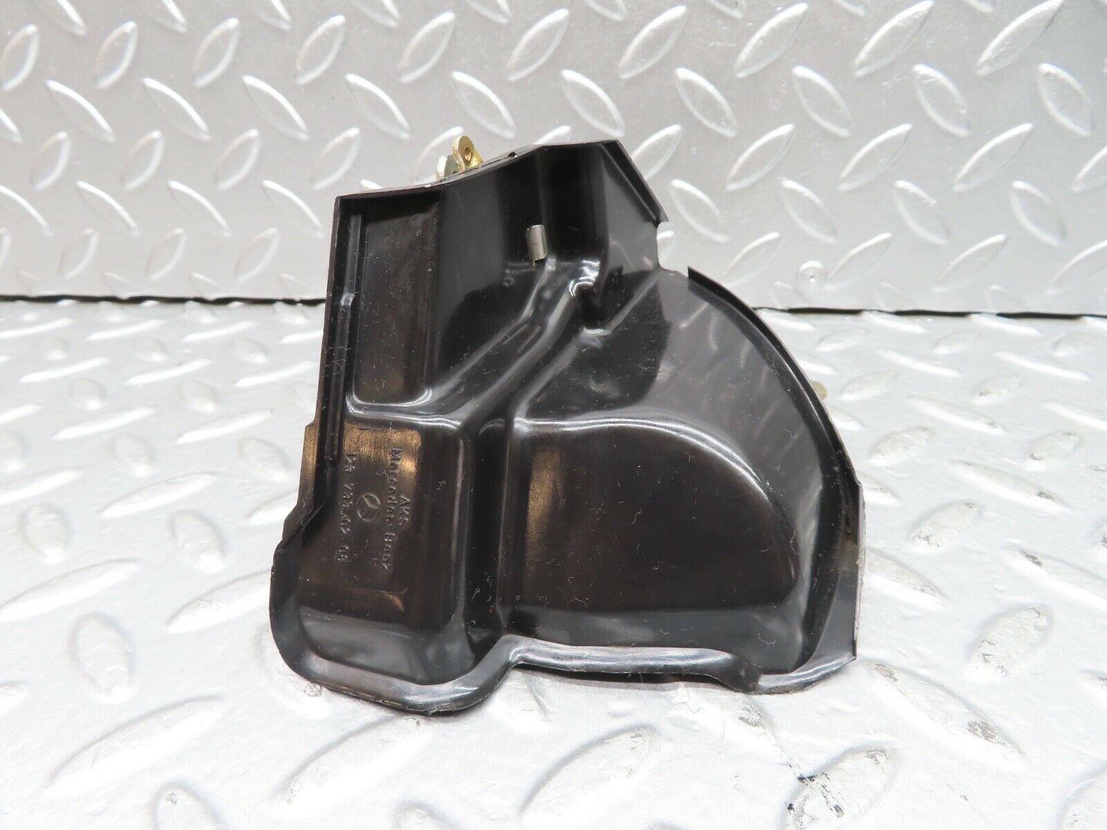 21055 Mercedes-Benz W123 230E Rear Right Door Lock Mechanism 1237330208