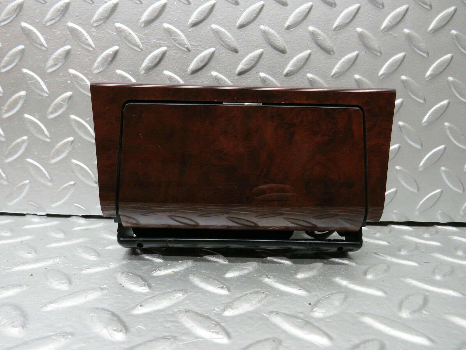 22424 Mercedes-Benz C124 E220 Coupe Centre Console Ashtray Wood Finish