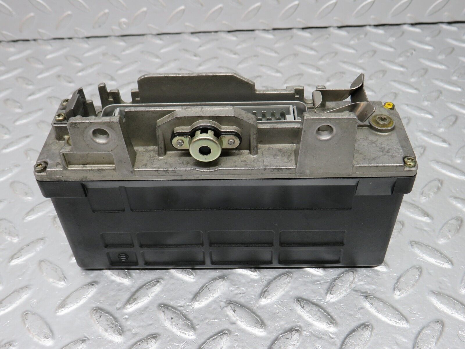 33277 Mercedes-Benz W202 C180 ABS Control Unit Bosch 0125457432 0265101040