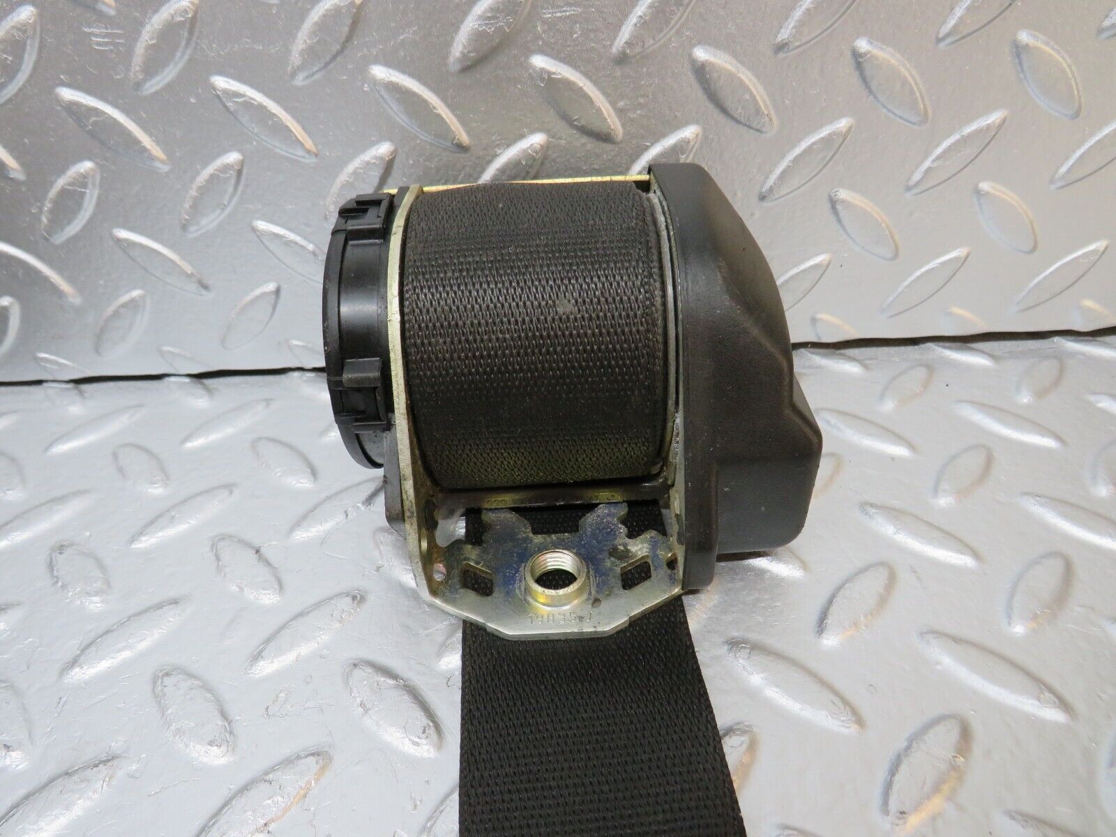 31539 Mercedes-Benz S124 220TE Third Row Seat Belt Set 1248602885 1248602785