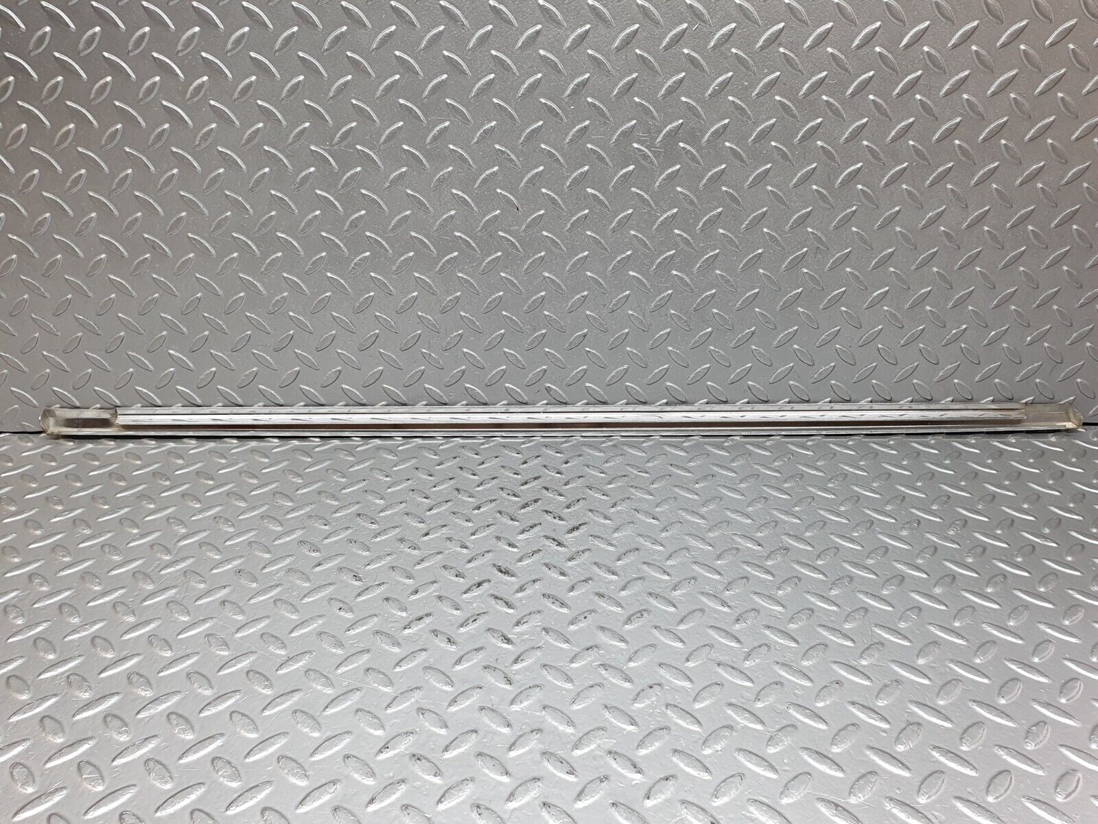 41187 Mercedes-Benz W126 300SE Rear Right Door Chrome Moulding Trim