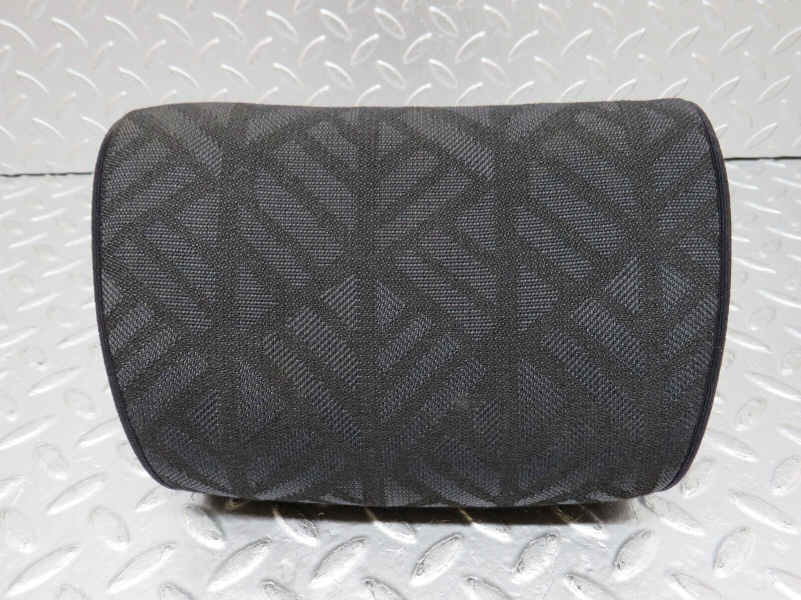 33388 Mercedes-Benz W202 C180 Rear Headrest