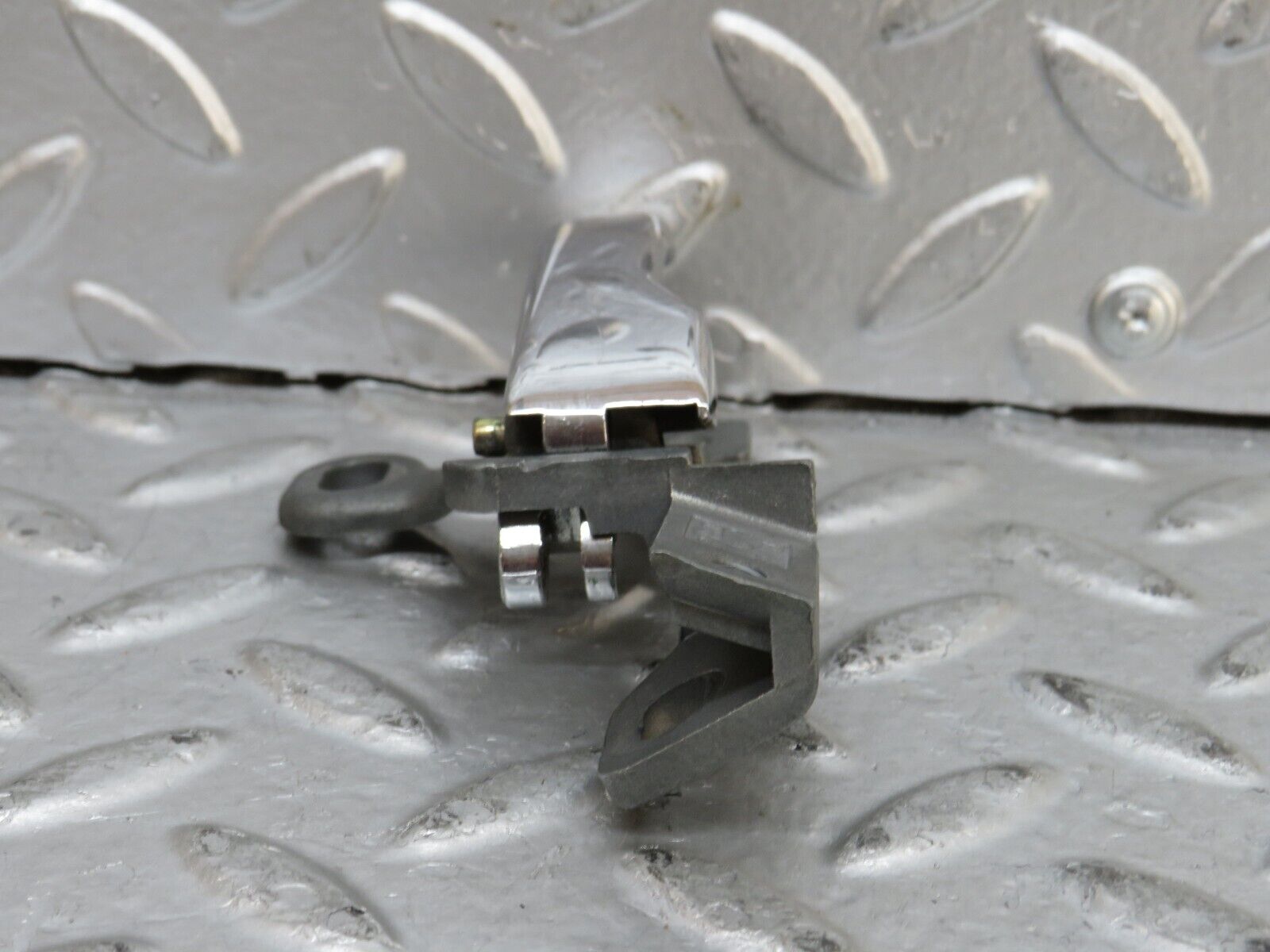 28284 Mercedes-Benz S123 240D Wagon Right Interior Door Handle 1237600261