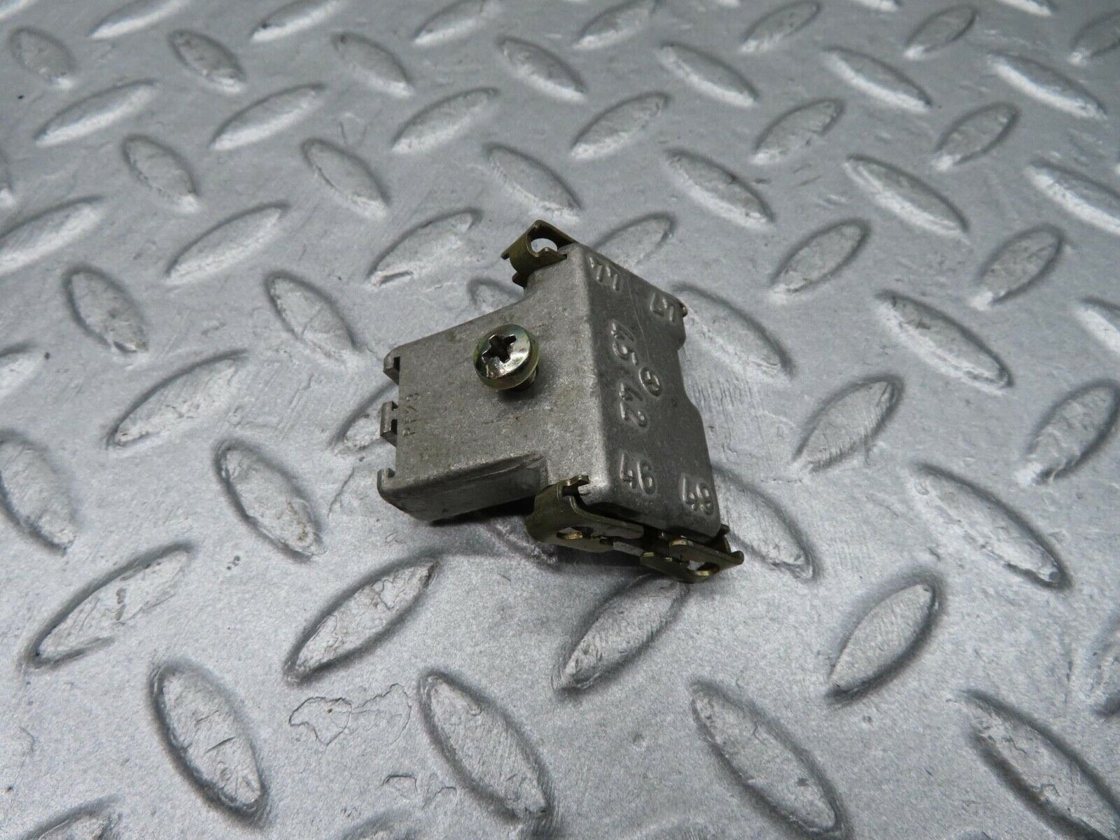 12026 Mercedes-Benz R129 300SL Coupe Soft Top Hydraulic Distributor 1298000022