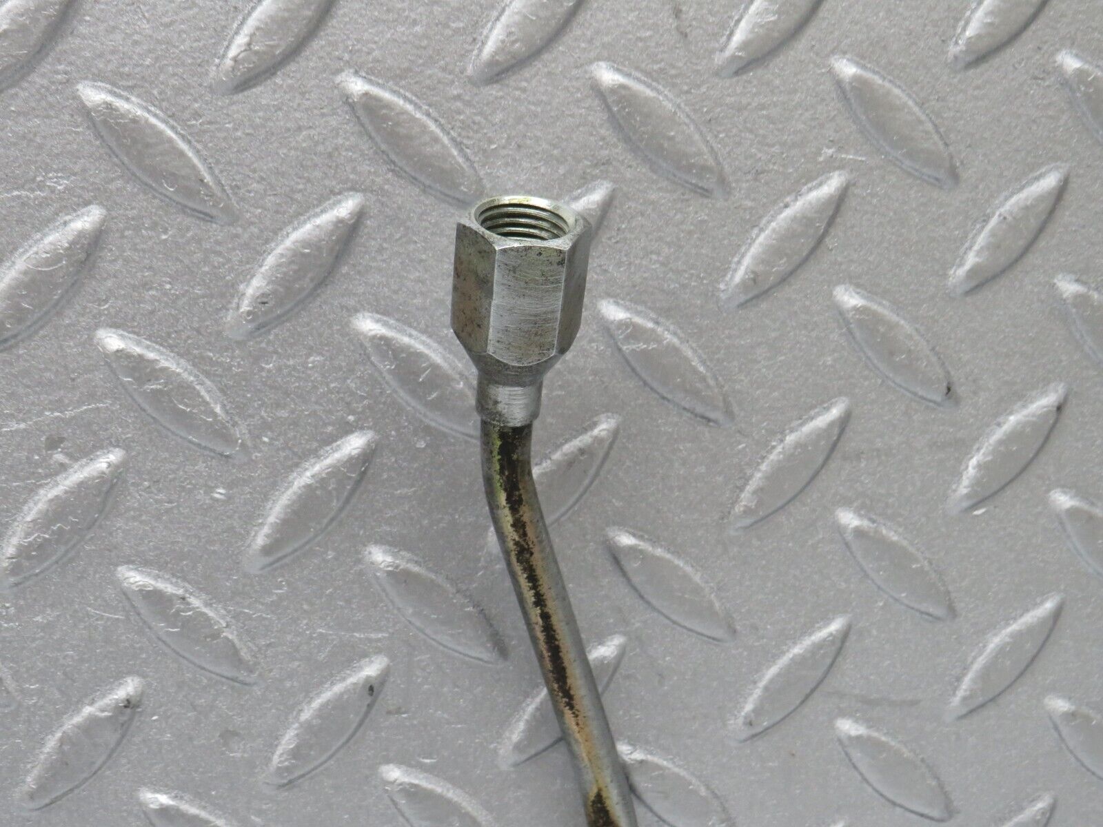 38184 Mercedes-Benz A124 320E Cabriolet Fuel Hose Pipe