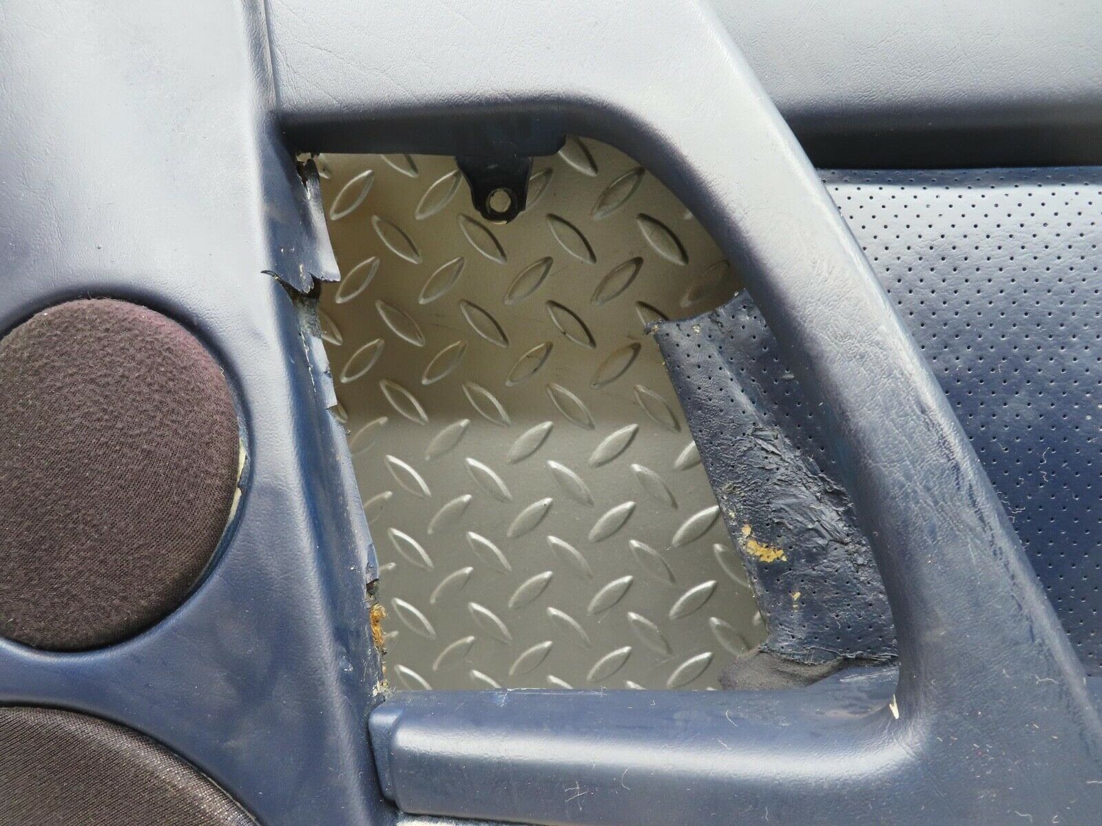 11869 Mercedes-Benz R129 300SL Coupe Right Door Card Blue