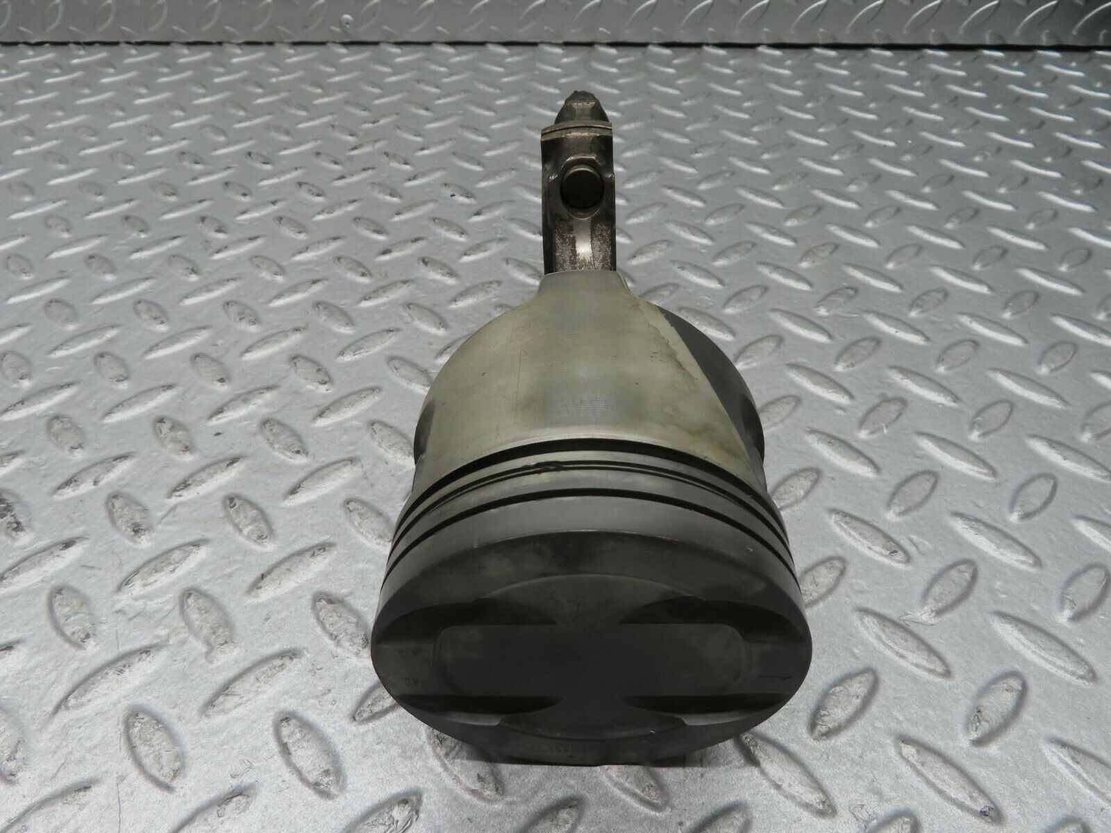 16683 Mercedes-Benz C107 380SLC Piston With Connecting Rod 92.005 mm