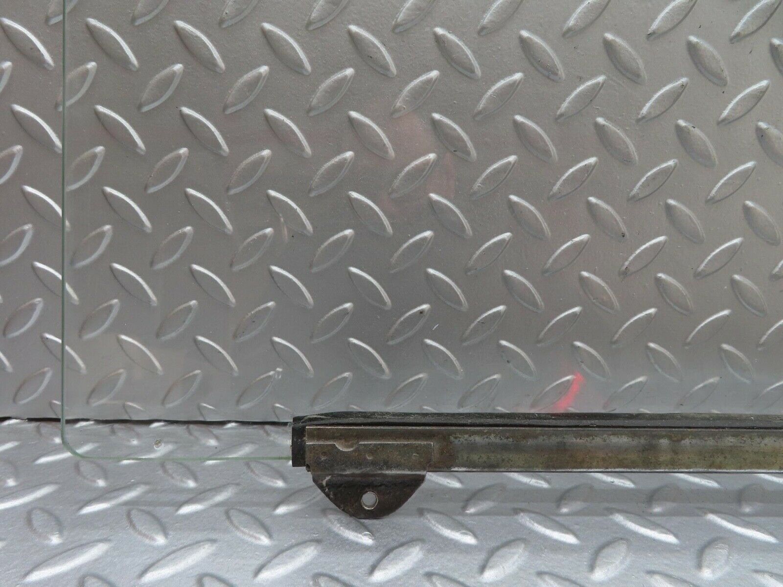 13067 Mercedes-Benz W111 220SE Rear Right Door Window Glass