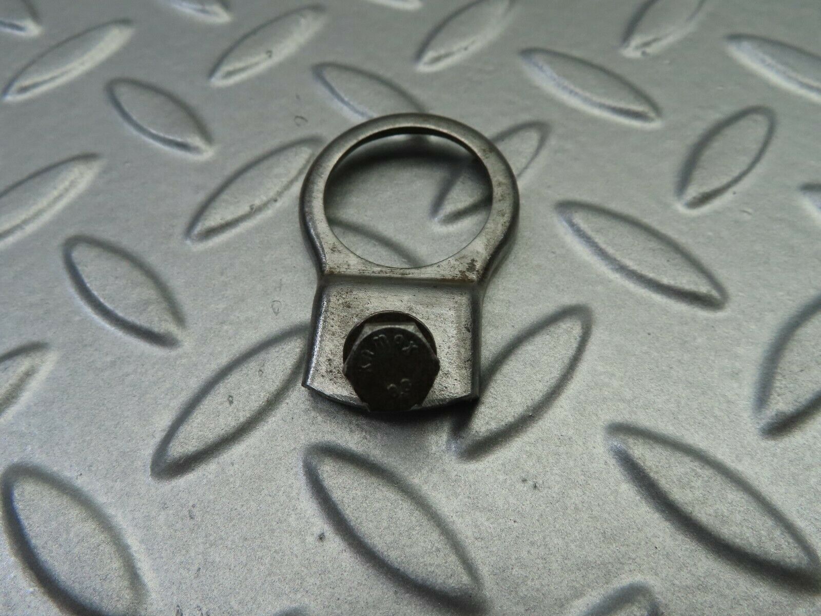 7093 Mercedes-Benz C107 350SLC Coupe Fuel Injector Bracket