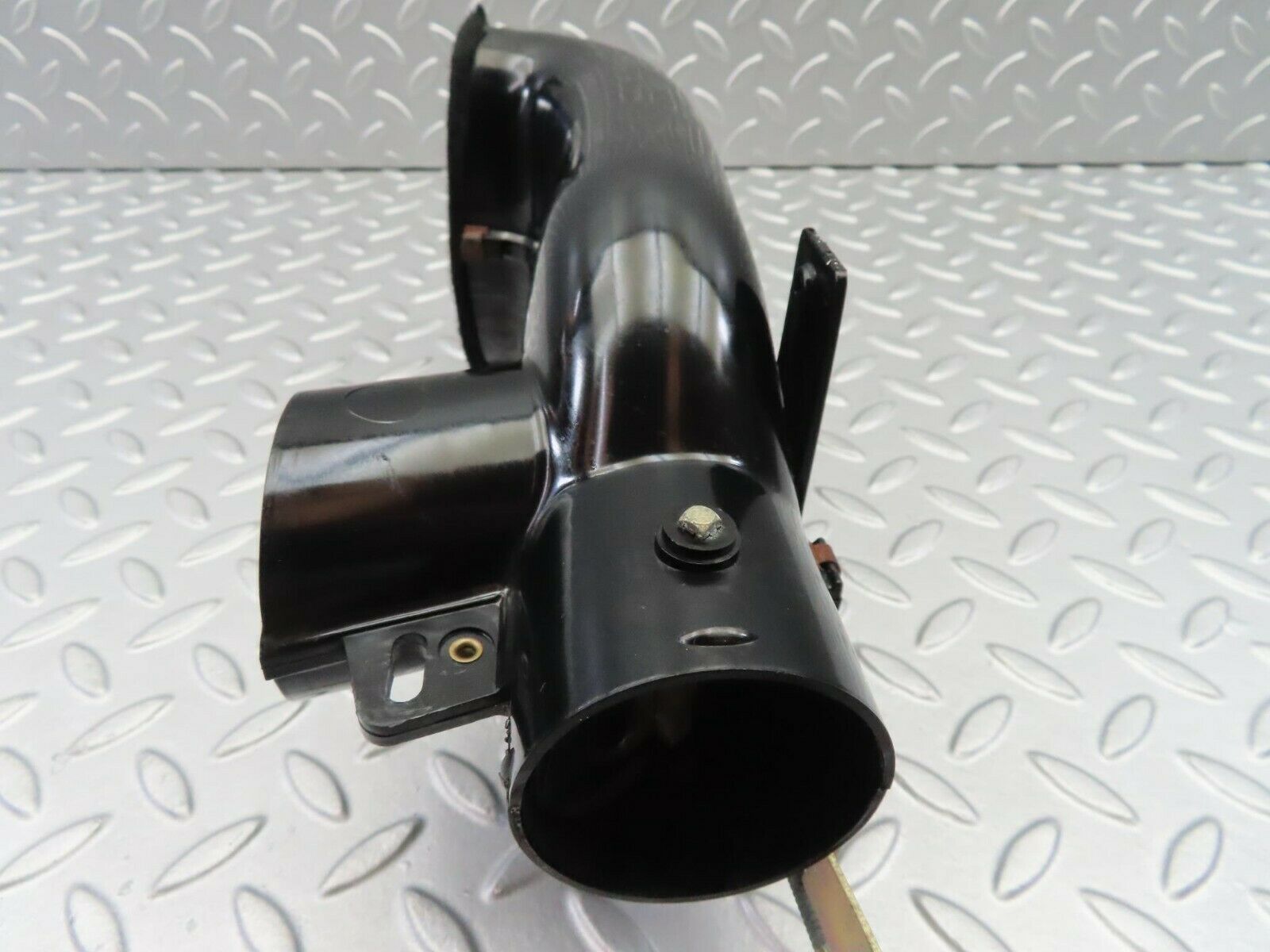 6947 Mercedes-Benz C107 350SLC Coupe Heater Air Duct Left