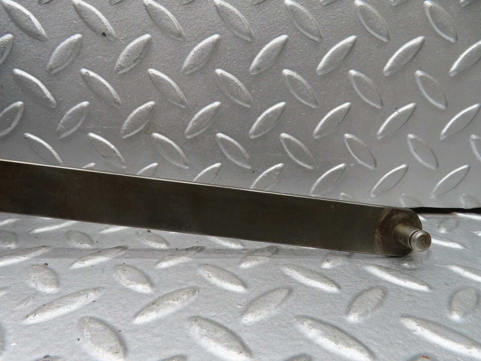 18825 Mercedes-Benz W121 190b Ponton Front Left Manual Window Regulator