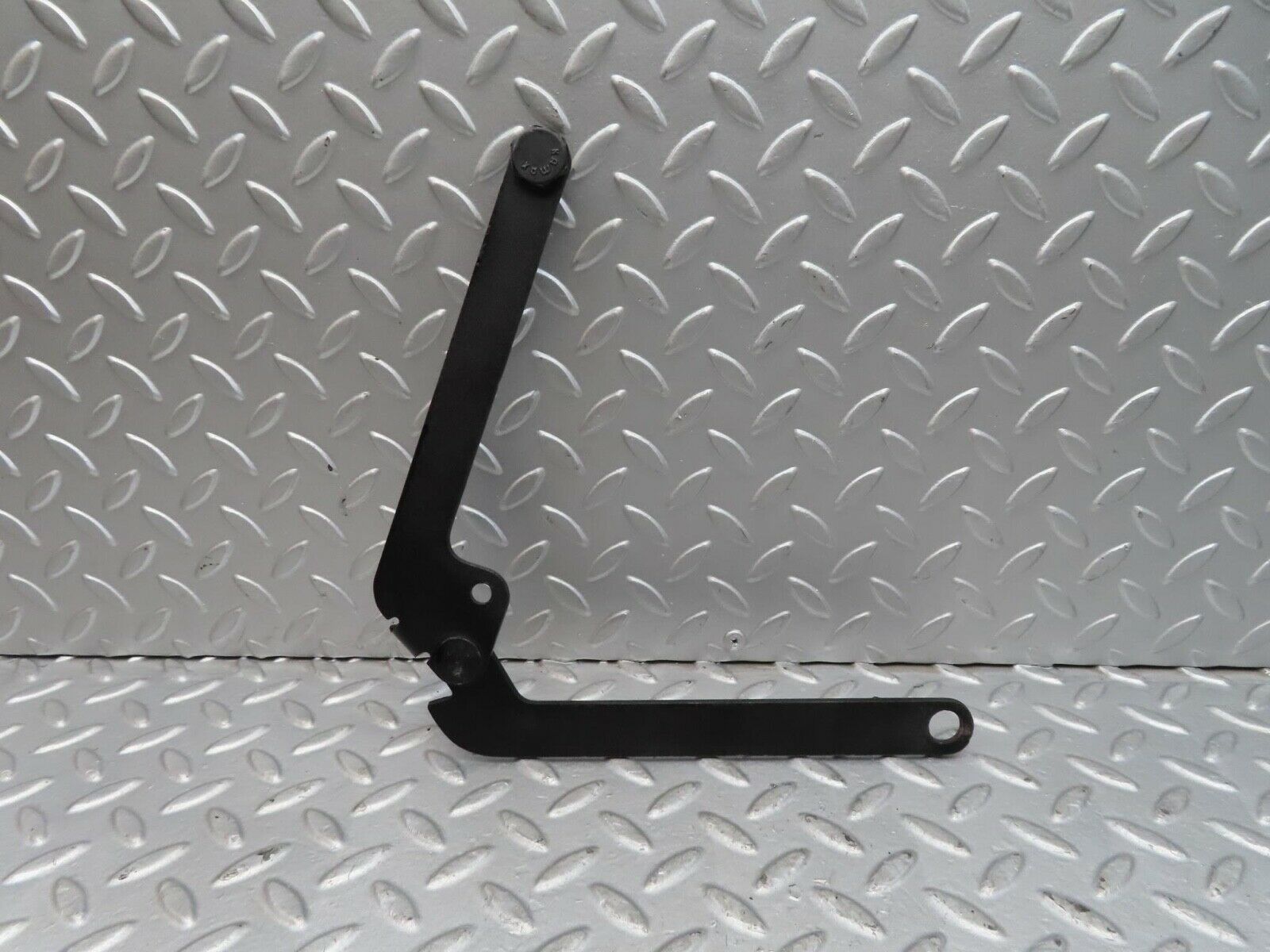 12677 Mercedes-Benz W108 280SE 3.5 Bonnet Hinge Right Side