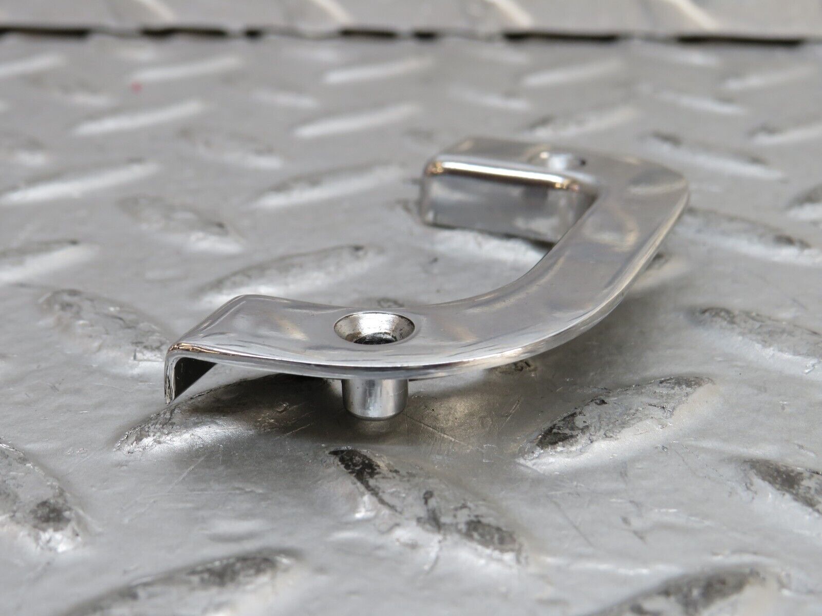 28279 Mercedes-Benz S123 240D Wagon Right Interior Chrome Latch Trim 1237230224