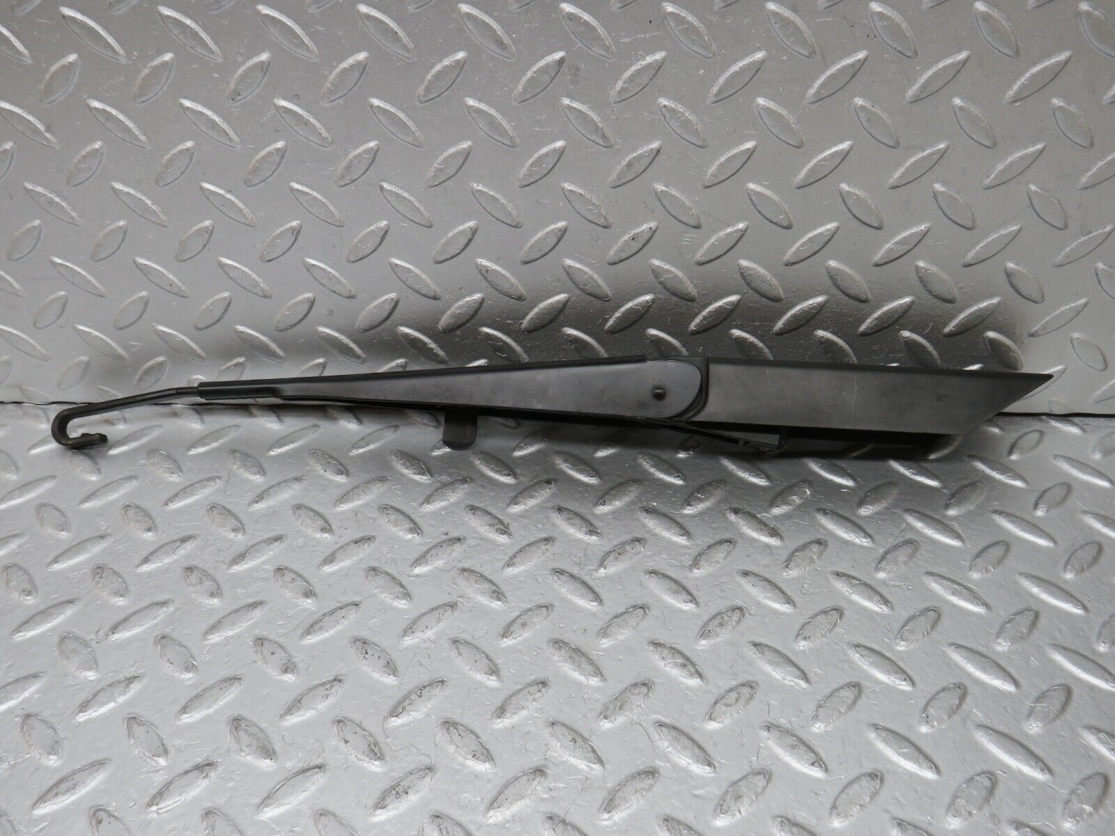 35306 Mercedes-Benz W140 Wiper Arm Right Bosch