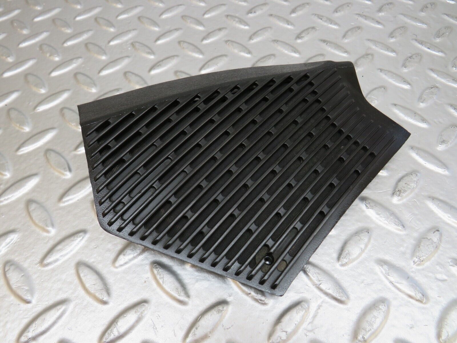 25408 Mercedes-Benz W123 200 Front Right Speaker Cover 1236802807