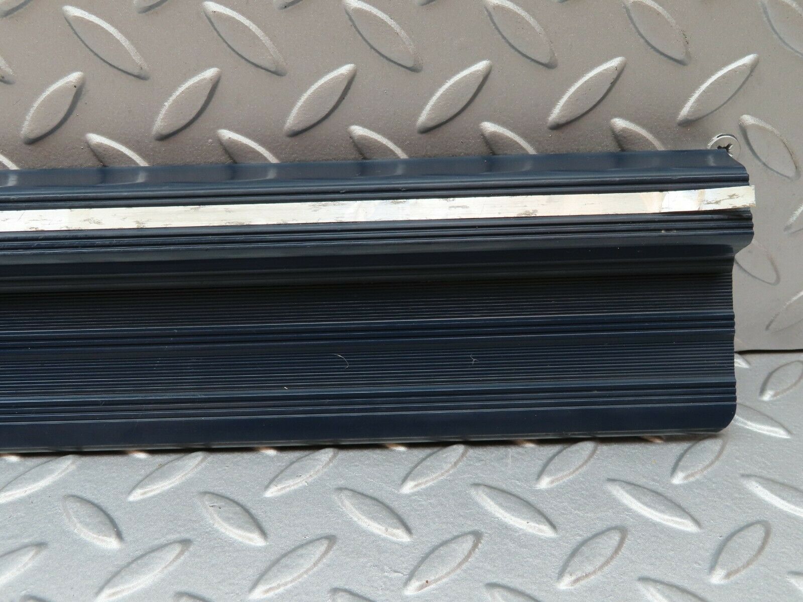 4359 Mercedes-Benz W123 230E Rear Right Door Sill Trim Blue