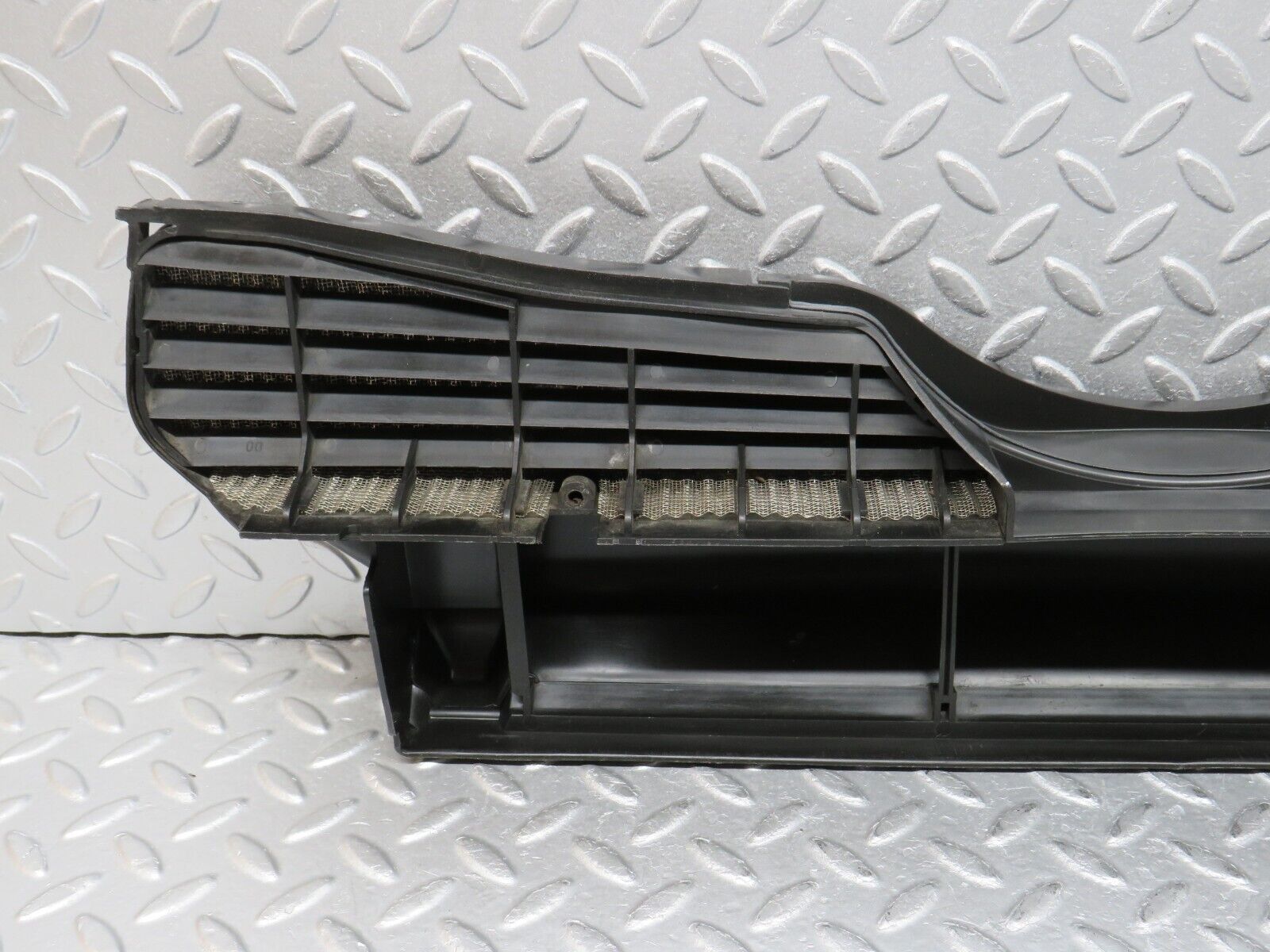 38513 Mercedes-Benz R129 280SL Coupe Cabin Filter Housing 1298300053