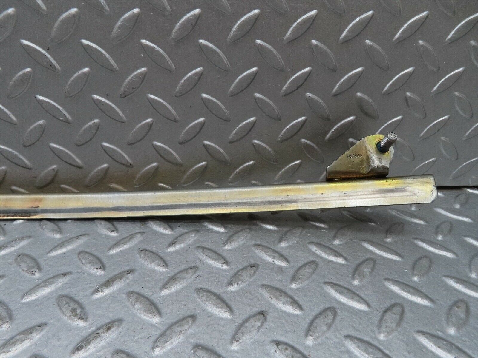 17159 Mercedes-Benz R129 300SL Coupe Left Door Front Window Channel