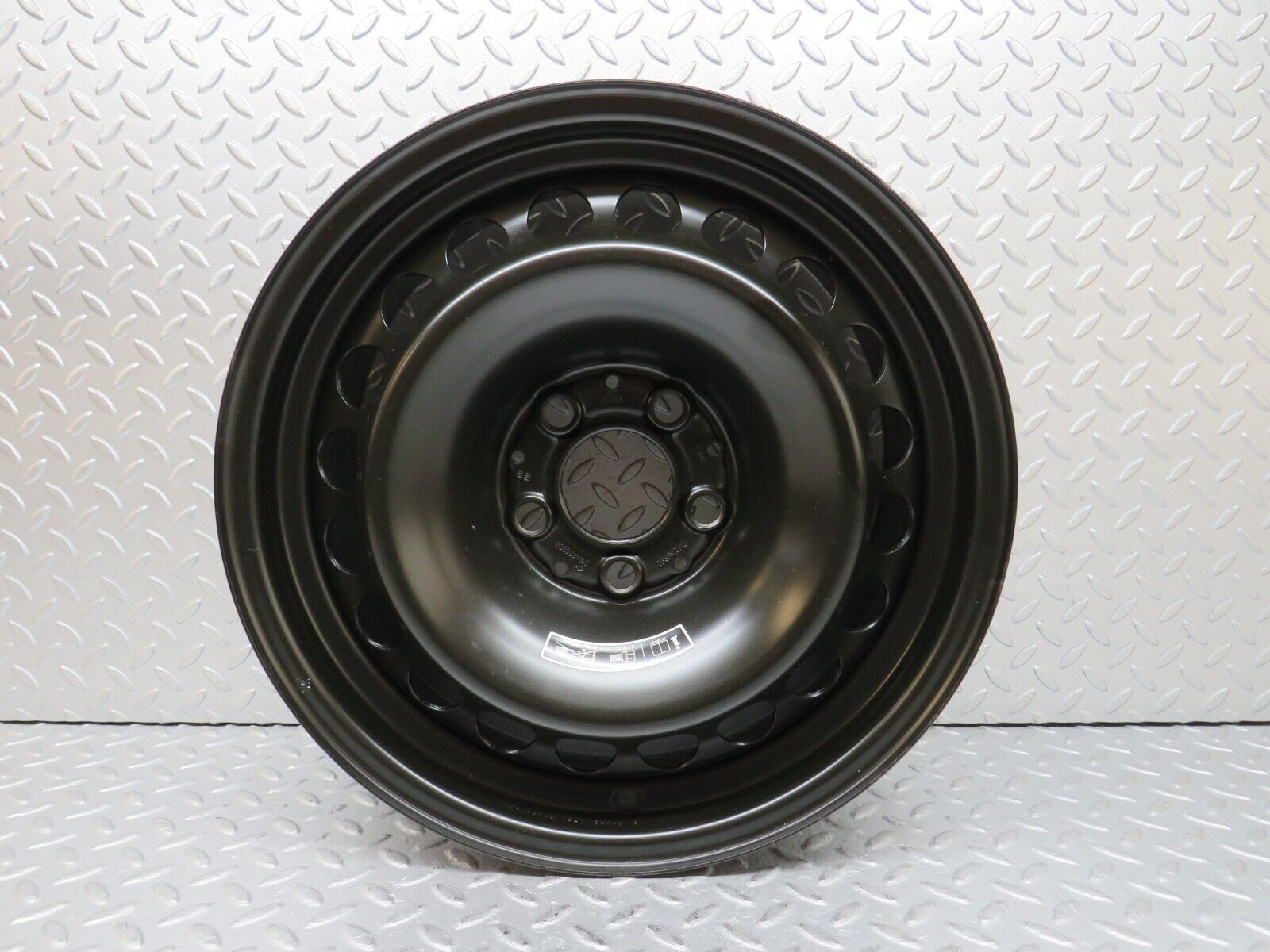 35881 Mercedes-Benz W210 Steel Wheel 7.5Jx16 H2 ET41 2104000802