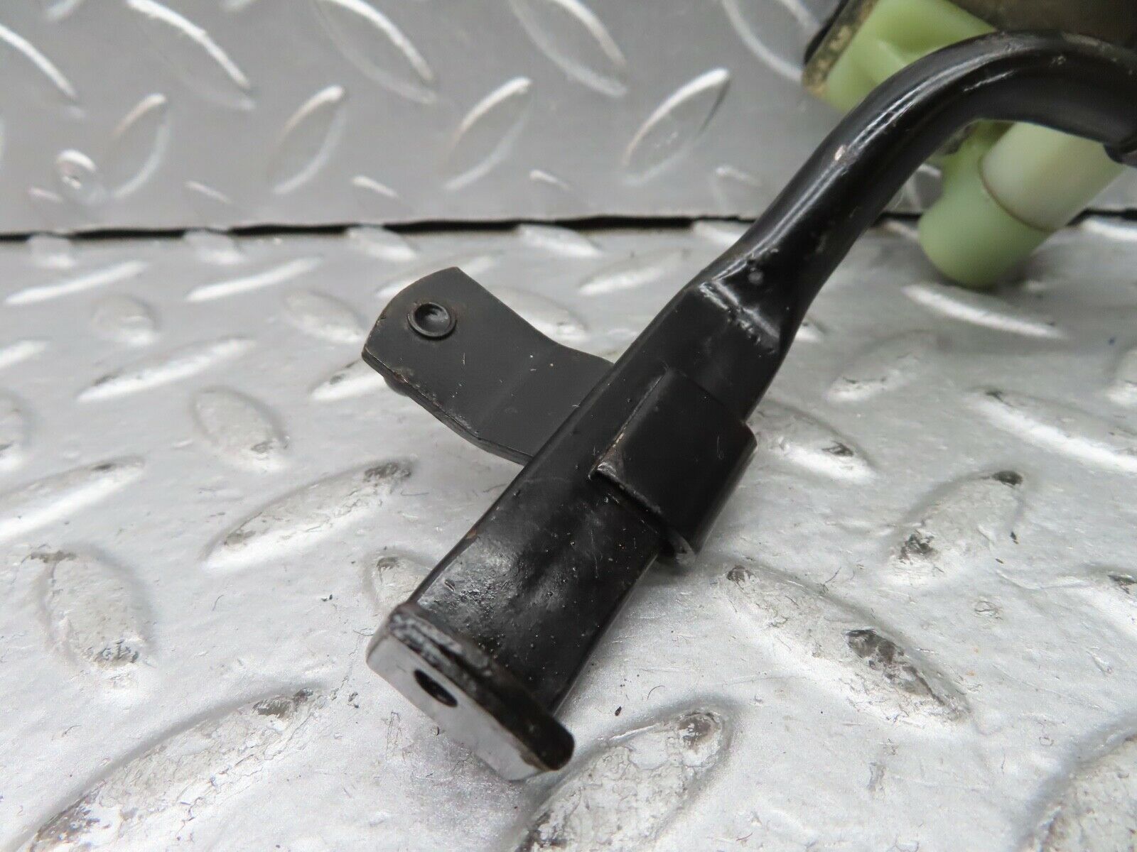 21524 Mercedes-Benz W126 300SE Accelerator Pedal Linkage