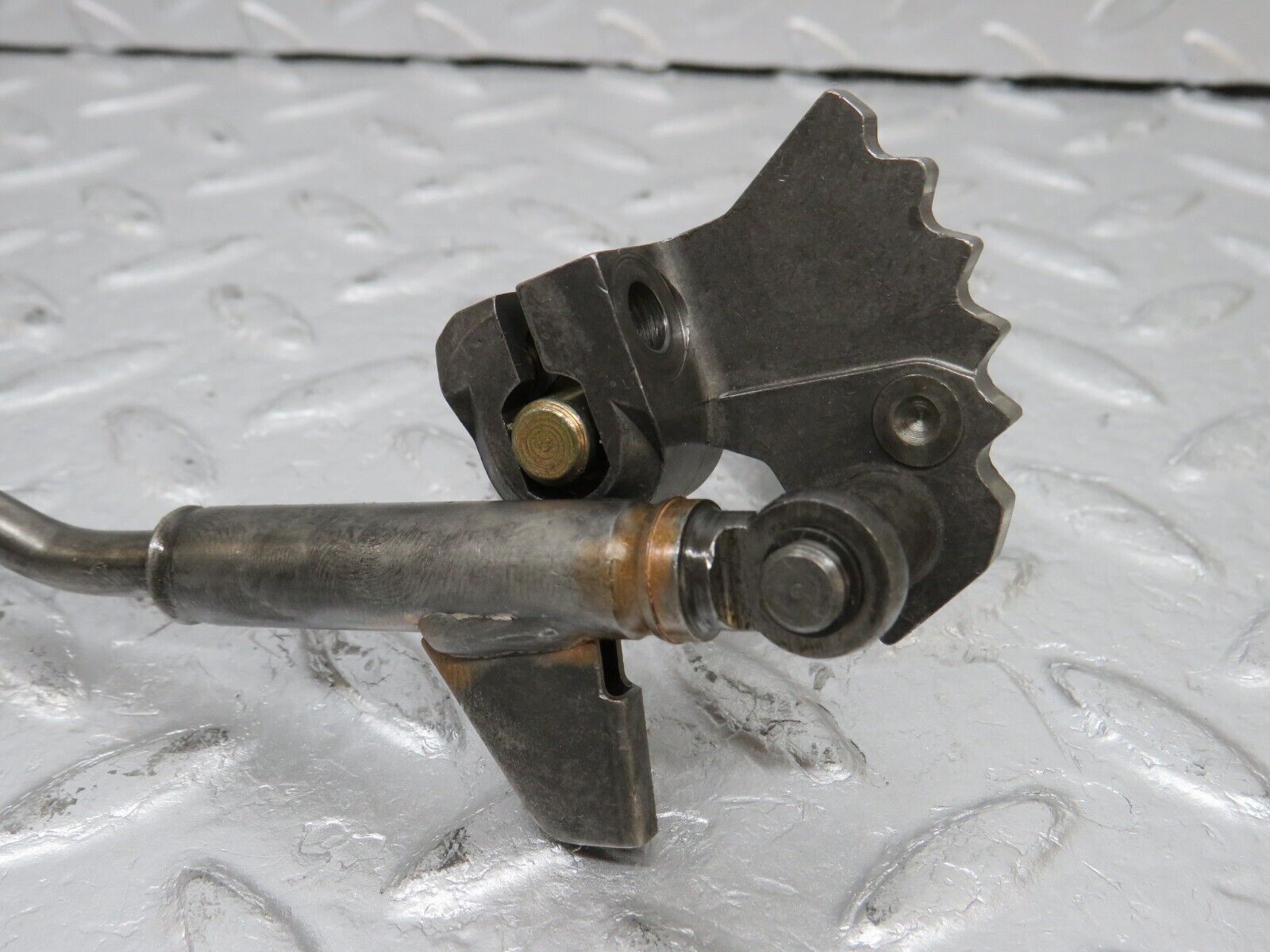 34570 Mercedes-Benz C126 380SEC Coupe Automatic Gearbox Linkage 722.310