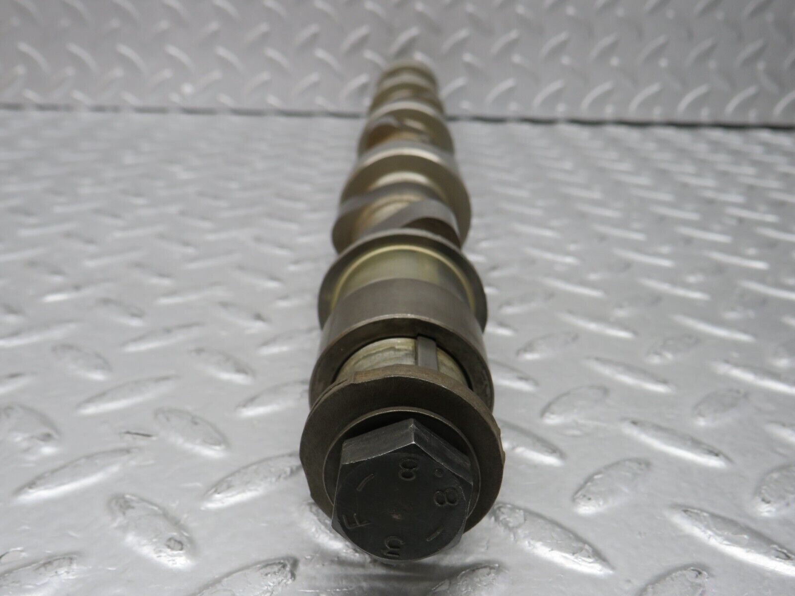 37134 Mercedes-Benz C126 420SEC Coupe Camshaft Right Side 11711